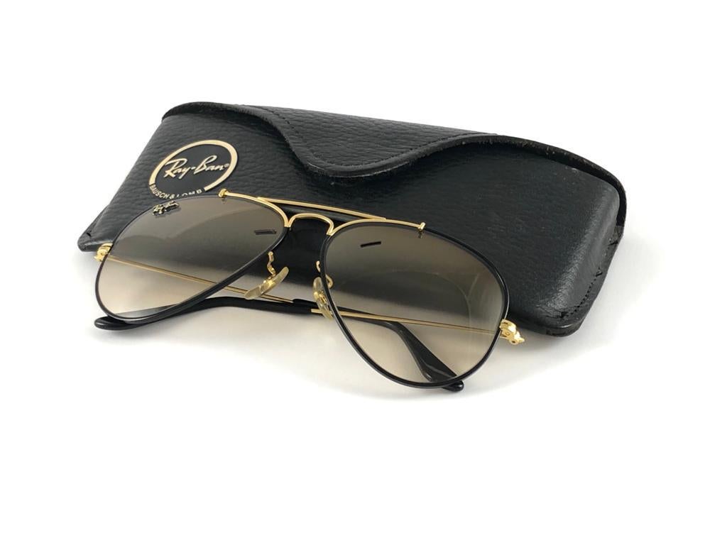 Vintage Ray Ban Precious Metals 24k Black & Gold B&L Outdoorsman 58' Sunglasses In Excellent Condition In Baleares, Baleares