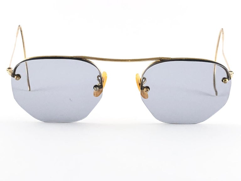 Gray Vintage Ray Ban Rimless 12 K Gold Medium Grey Lenses 1960's B&L Sunglasses For Sale