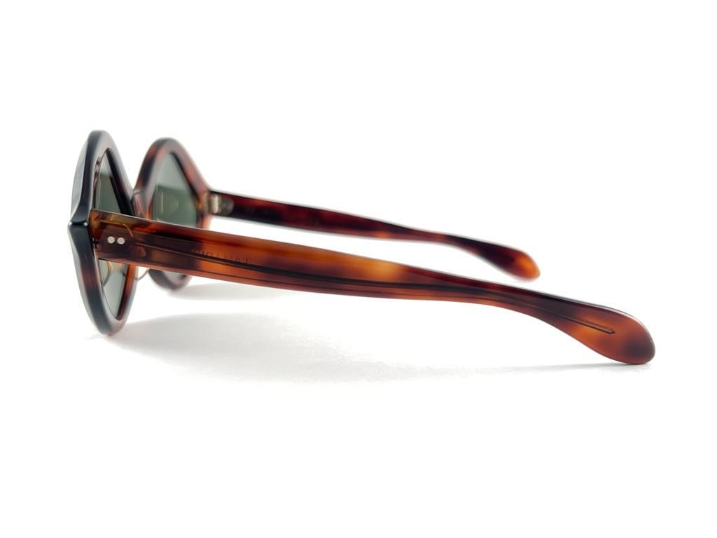Women's Vintage Ray Ban Tamarin Tortoise 1960's Mid Century G15 Lens USA B&L Sunglasses For Sale