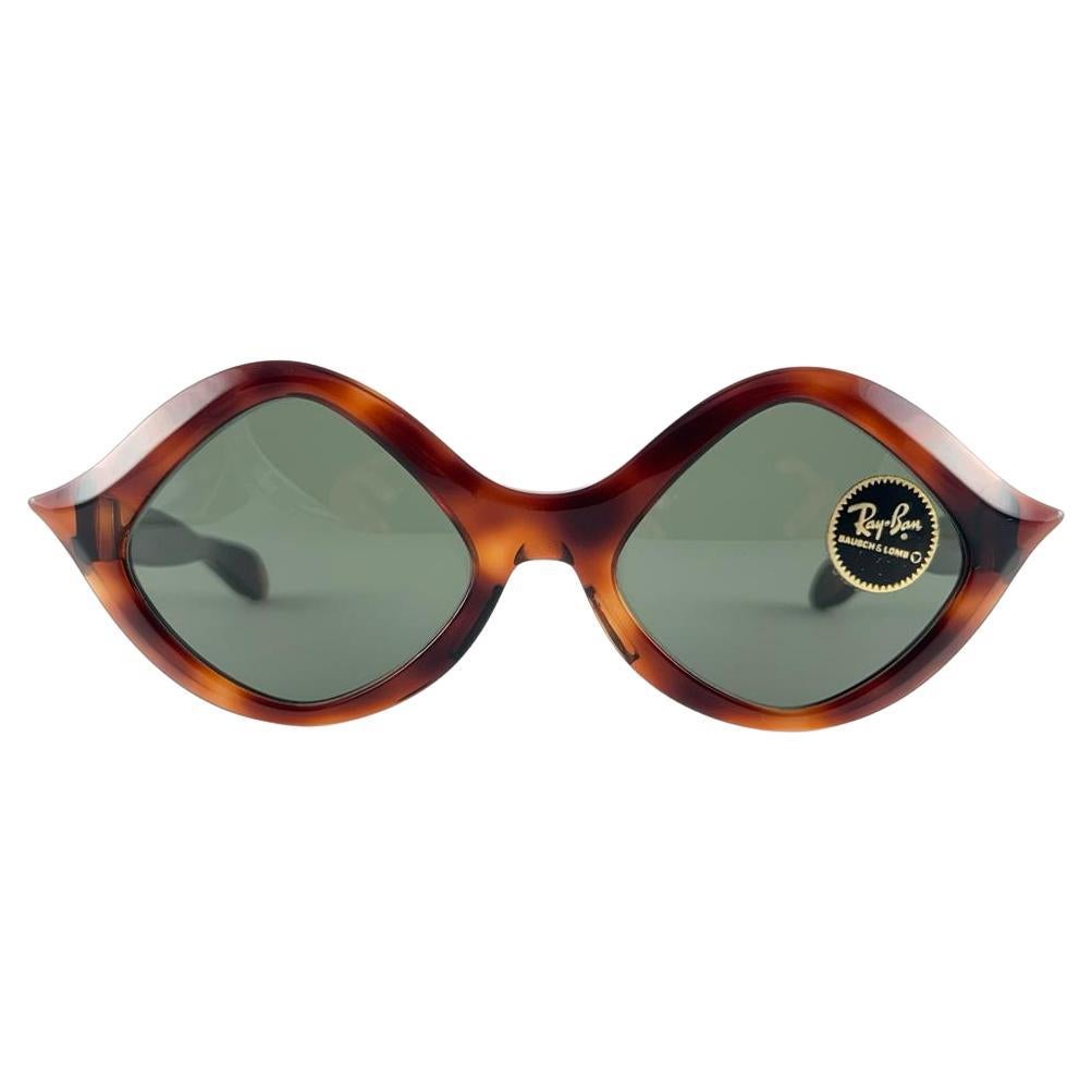 Vintage Ray Ban Tamarin Tortoise 1960's Mid Century G15 Lens USA B&L Sunglasses For Sale