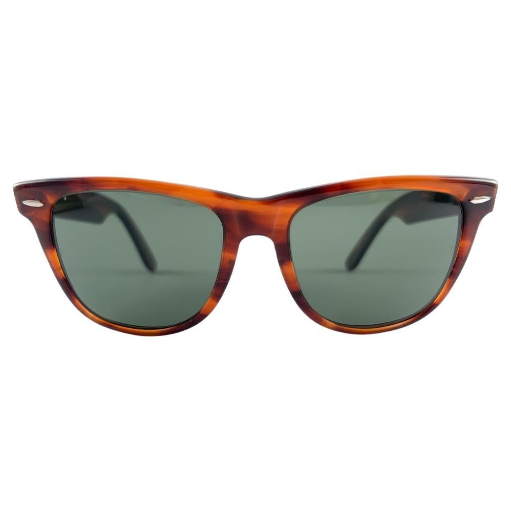 Vintage Ray Ban The Wayfarer II Schildpatt G15 Graue Linsen USA 1980er Jahre Sonnenbrille im Angebot