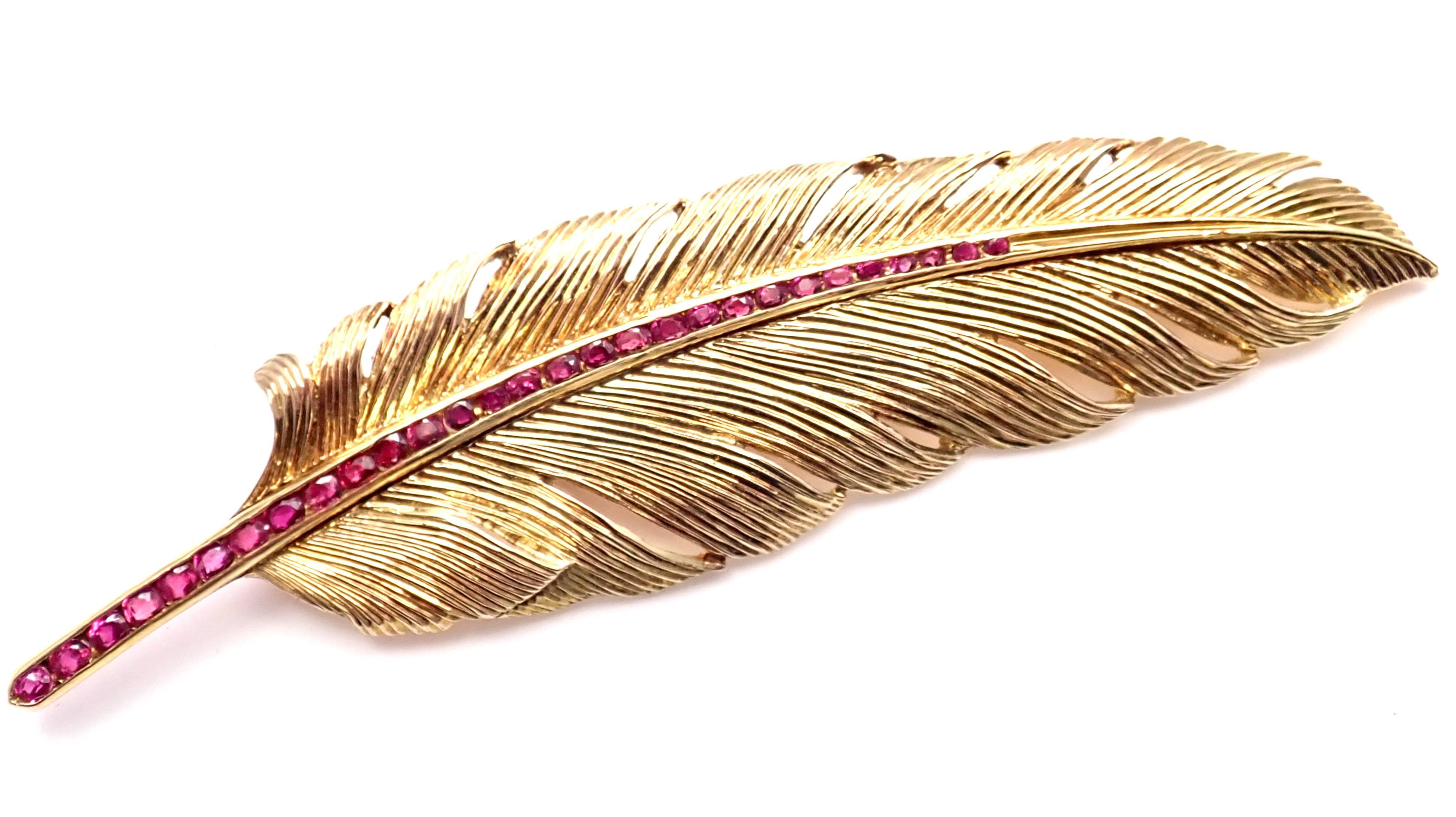 Vintage Raymond Yard Ruby Feather Yellow Gold Pin Brooch 2