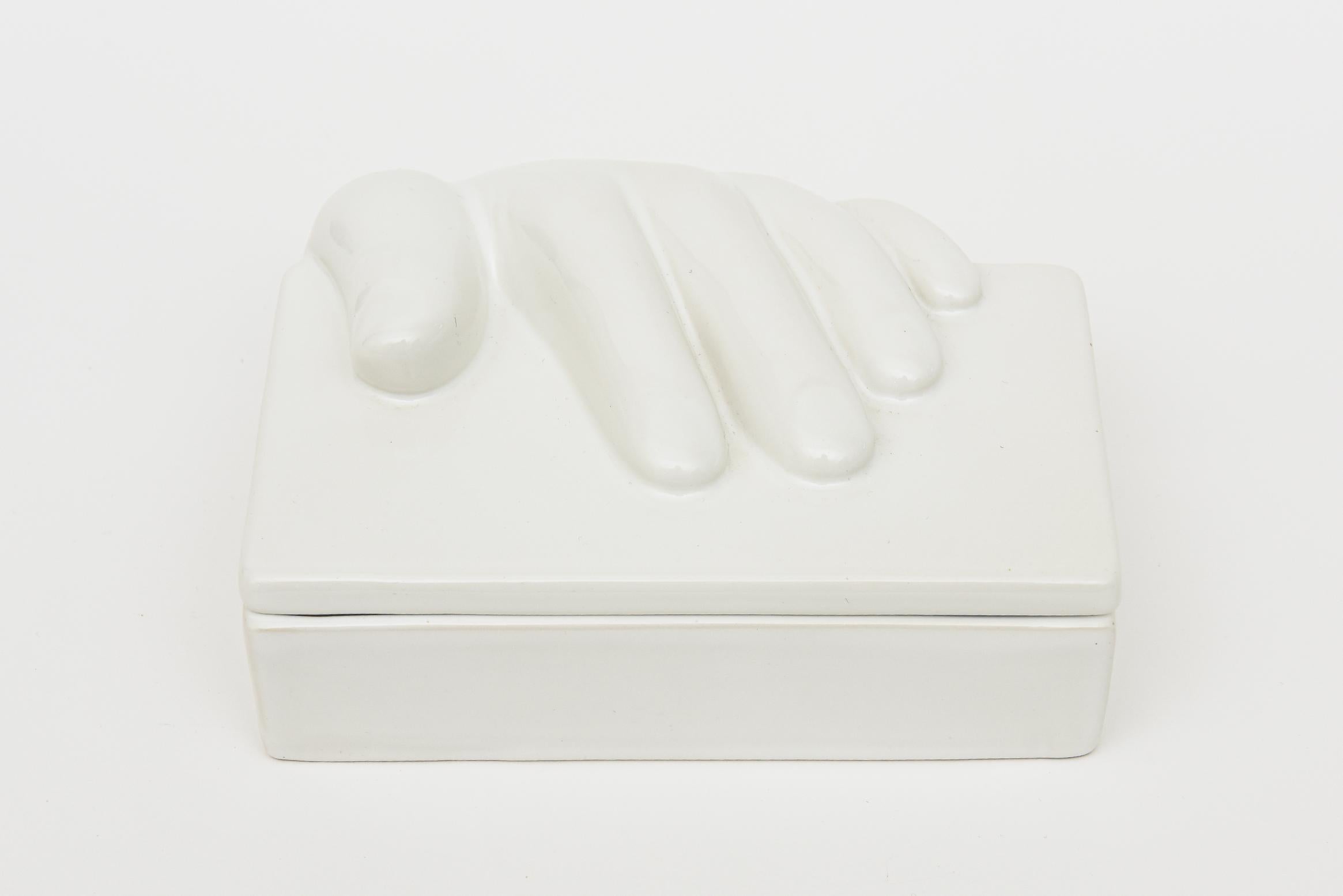 Vintage Raymor White Ceramic Hand Two Part Box Italian In Good Condition For Sale In North Miami, FL