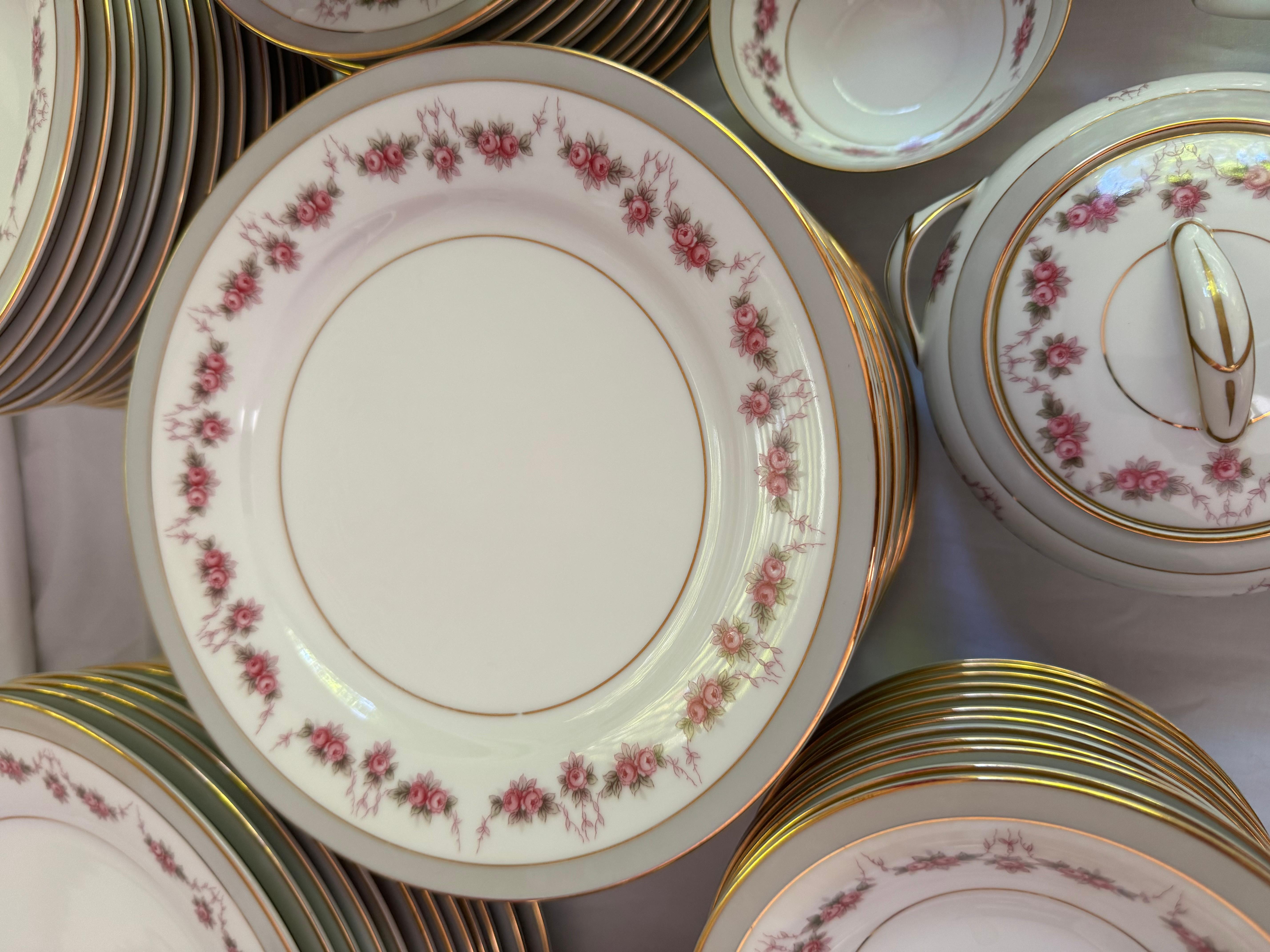 Ensemble de 12 pièces vintage Rc Royal Crockery par Noritake China en vente 6