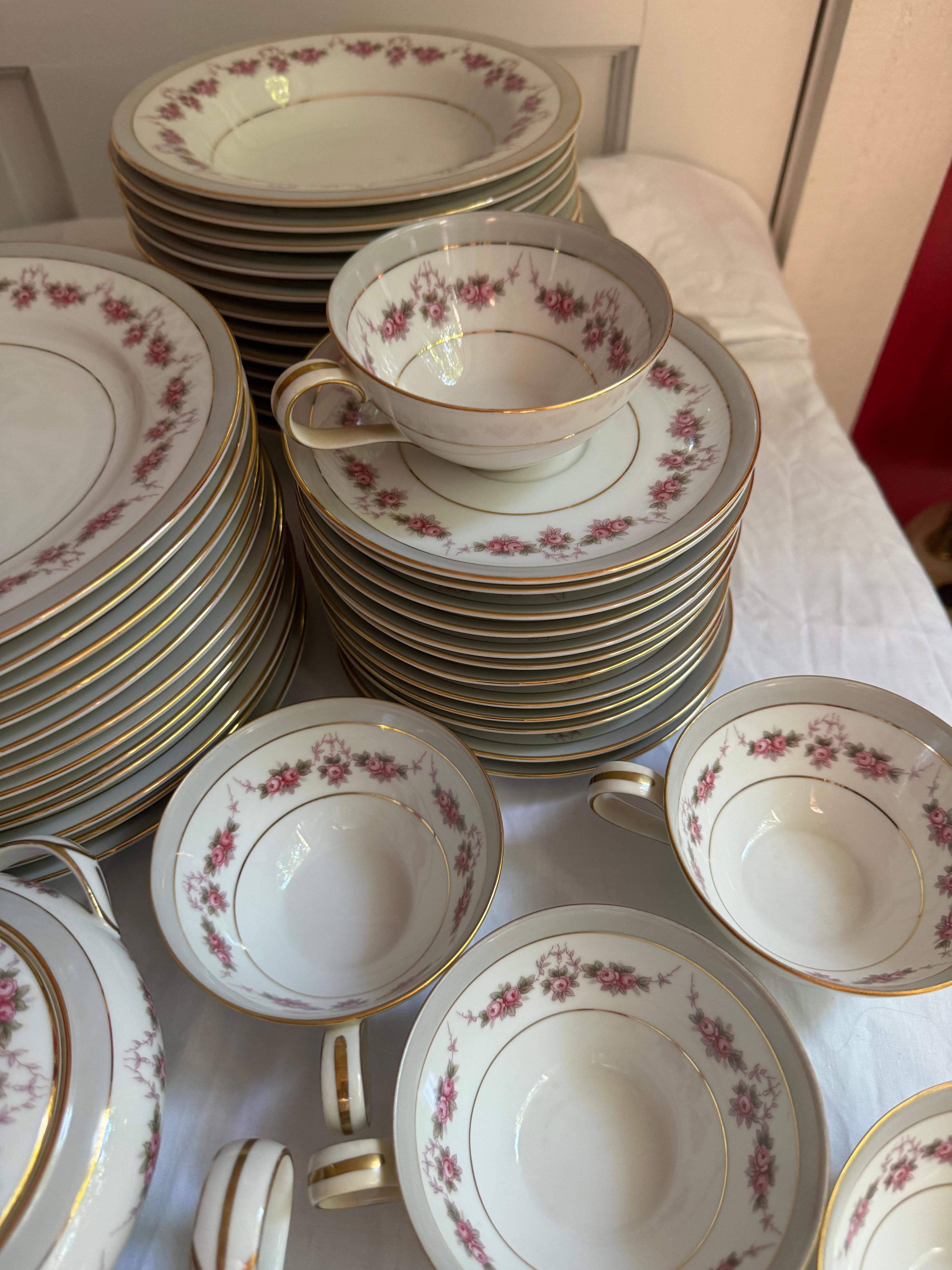 Ensemble de 12 pièces vintage Rc Royal Crockery par Noritake China en vente 2