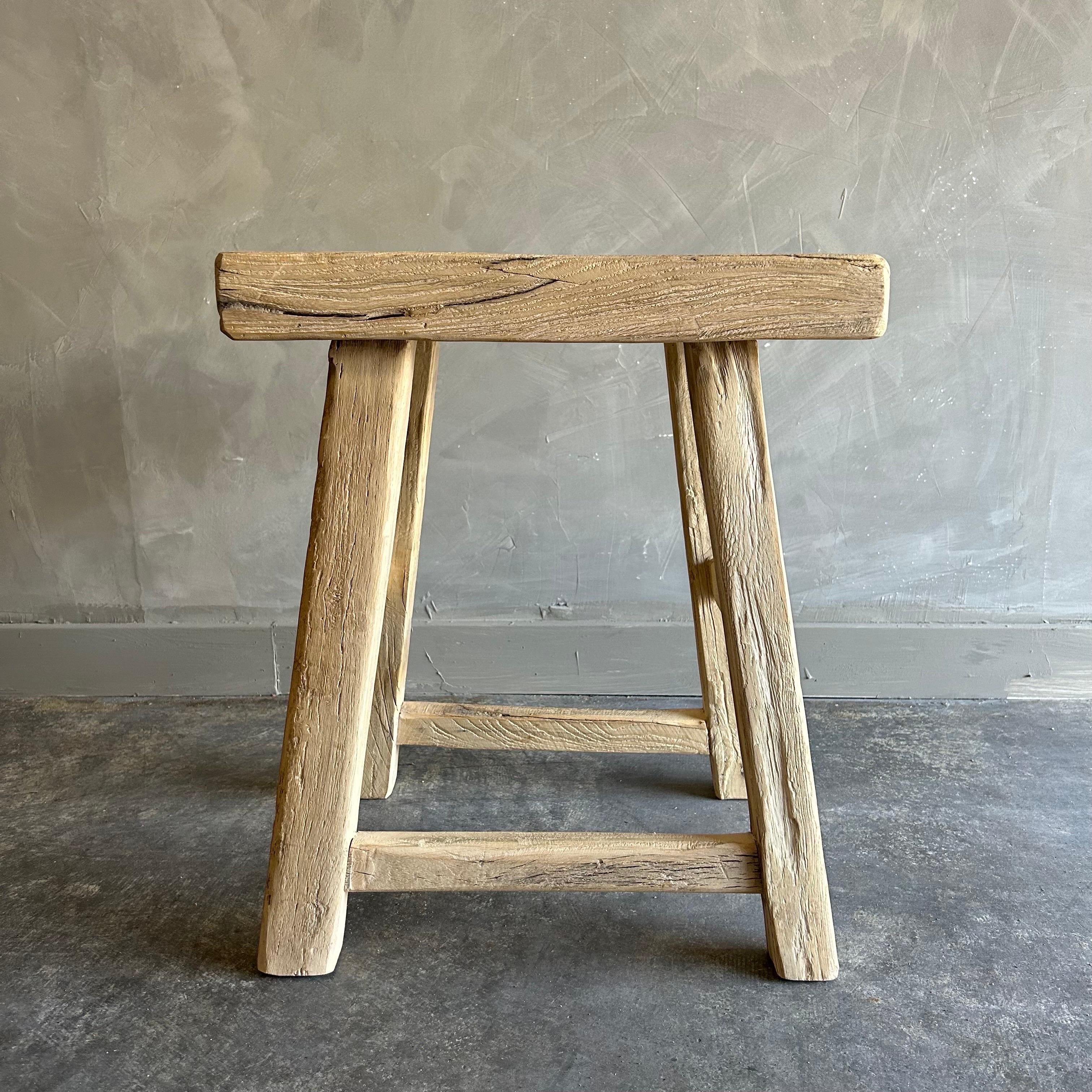 Welcome to bloomhomeinc we stock over 2000 items, please scroll down and click view sellers other items to see more!
Size: 18”w x 13”d x 20”h
SD:9.5”
Vintage Antique Elm Wood stool made from vintage reclaimed elm wood. Beautiful antique patina, with
