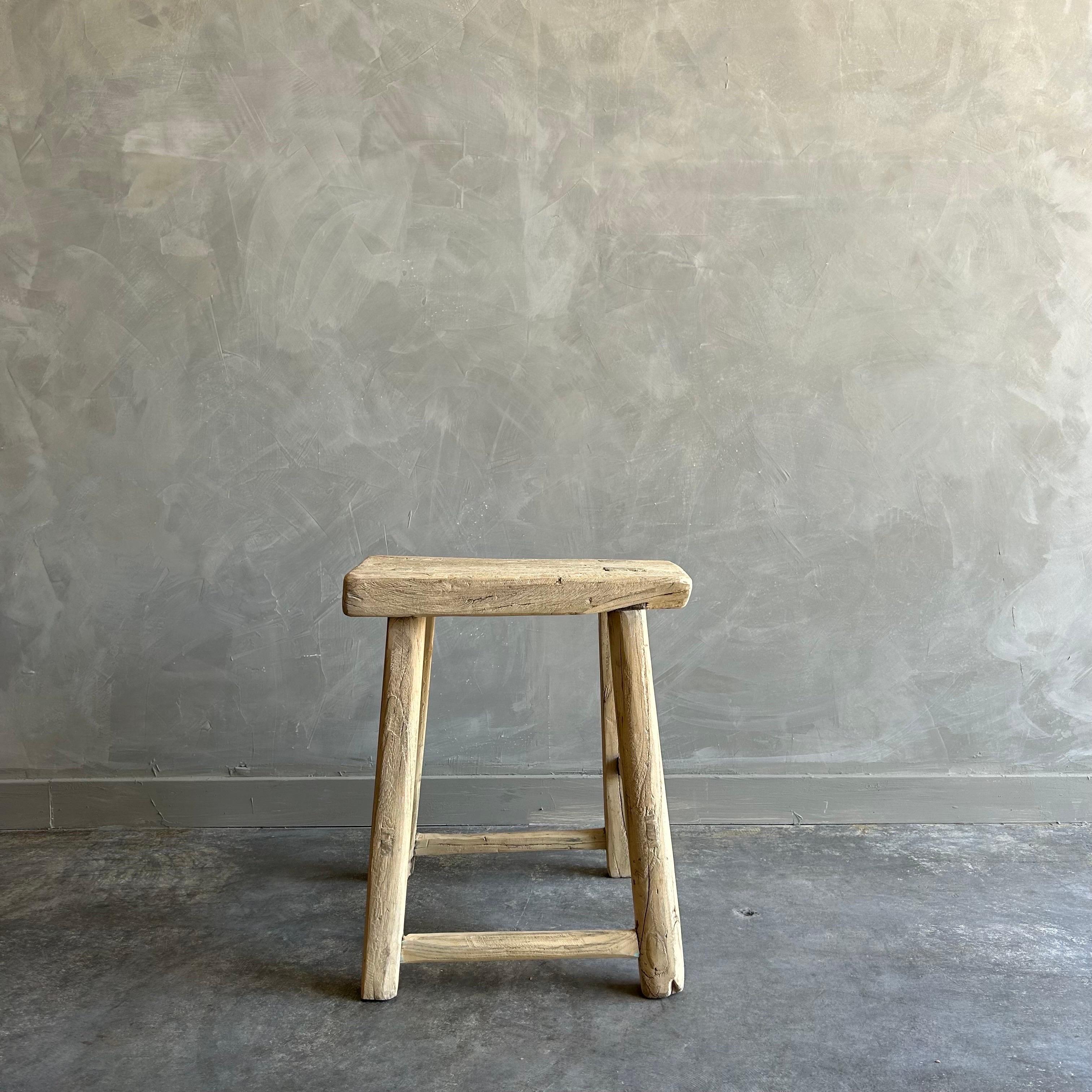 Welcome to bloomhomeinc we stock over 2000 items, please scroll down and click view sellers other items to see more!
Size:   18”w x 17”d x 21”h
SD:10”
Vintage Antique Elm Wood stool made from vintage reclaimed elm wood. Beautiful antique patina,