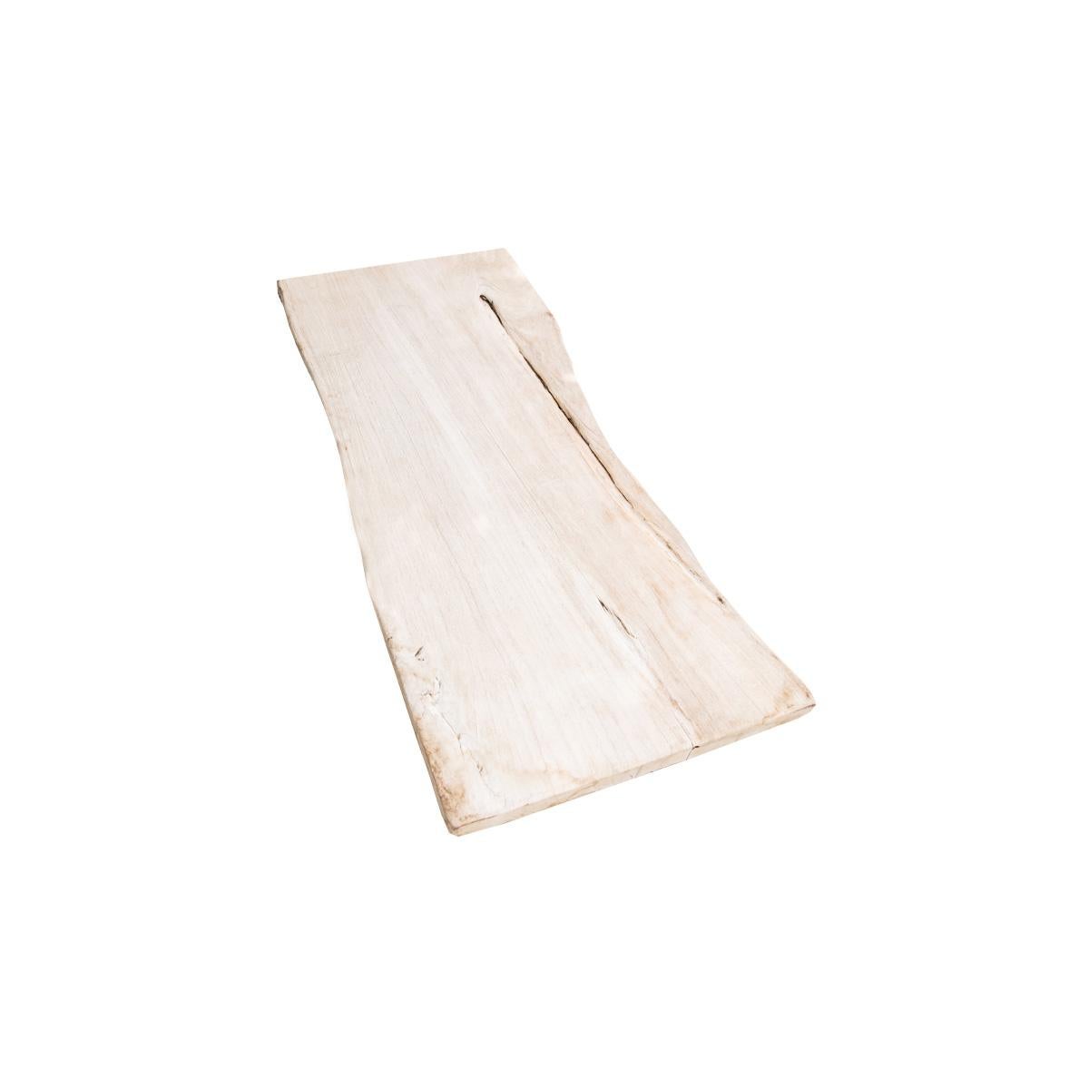 Vintage Reclaimed Wooden Coffee Table In Distressed Condition For Sale In Jacksonville Beach, FL