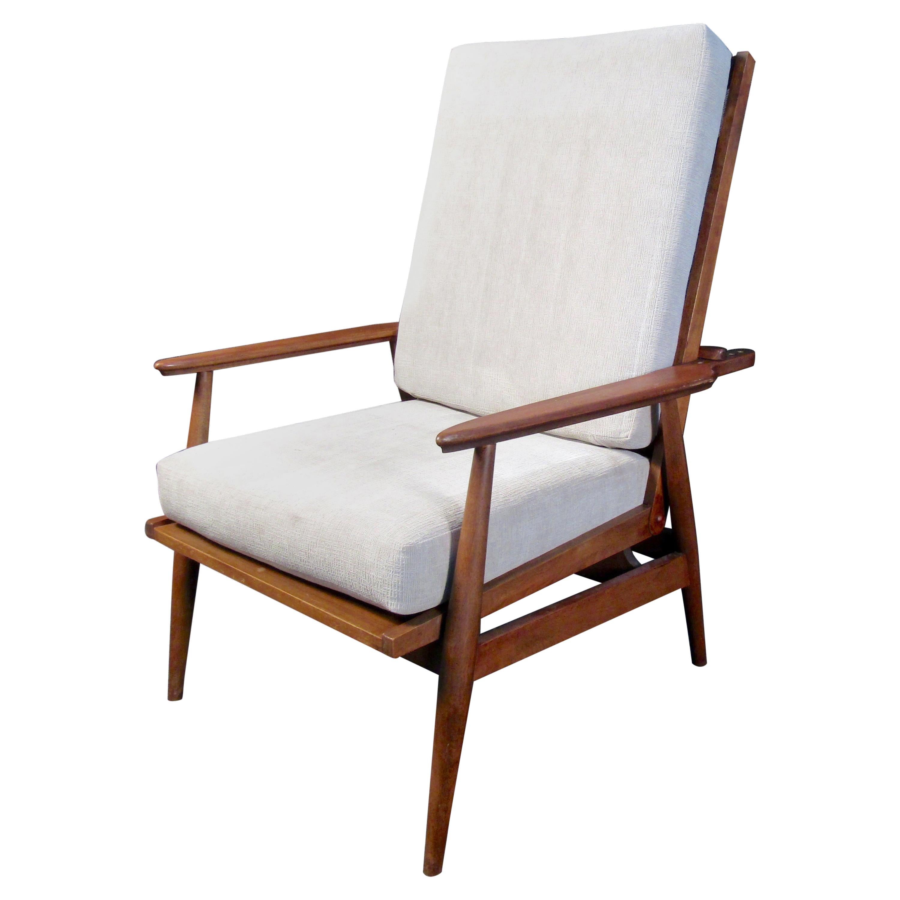 Vintage Reclining Armchair in Walnut For Sale