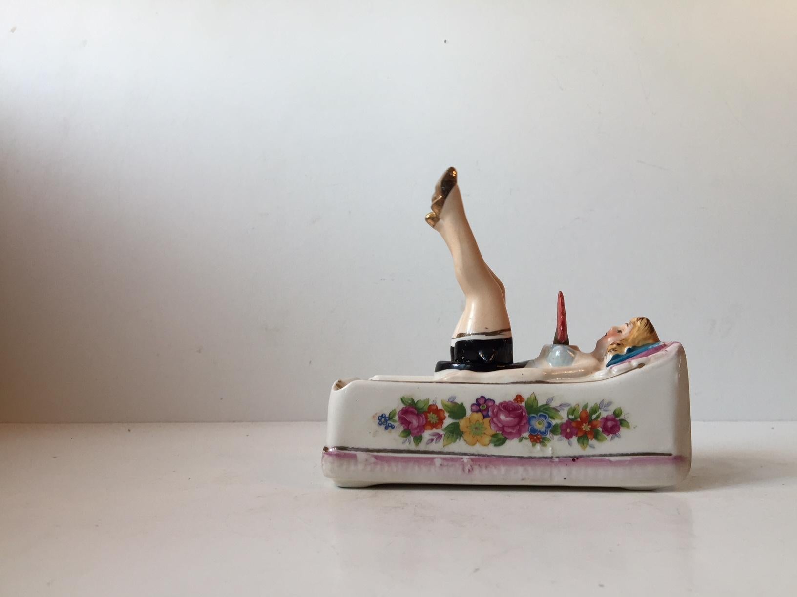 Mid-20th Century Vintage Reclining, Dancing Cancan Porcelain Ashtray by Takito, Japan, circa 1950 For Sale