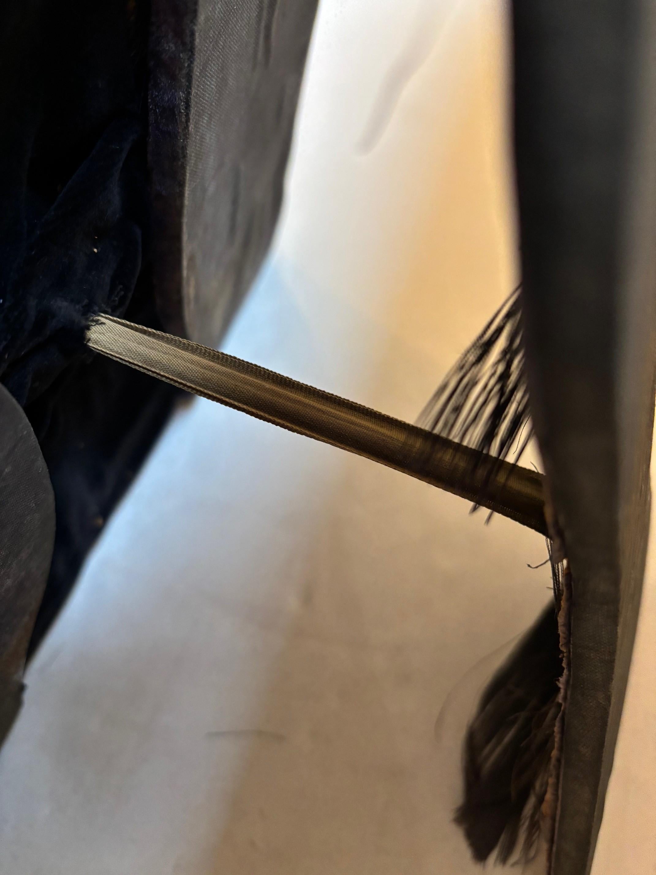 Specchio rettangolare smussato d'argento d'epoca di William Comyns in vendita 10