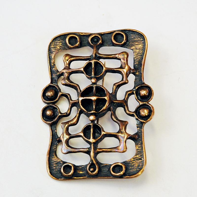 Vintage Rectangular Bronze Brooch by Uni David-Andersen for D.a. Norway 1960s In Good Condition For Sale In Stockholm, SE