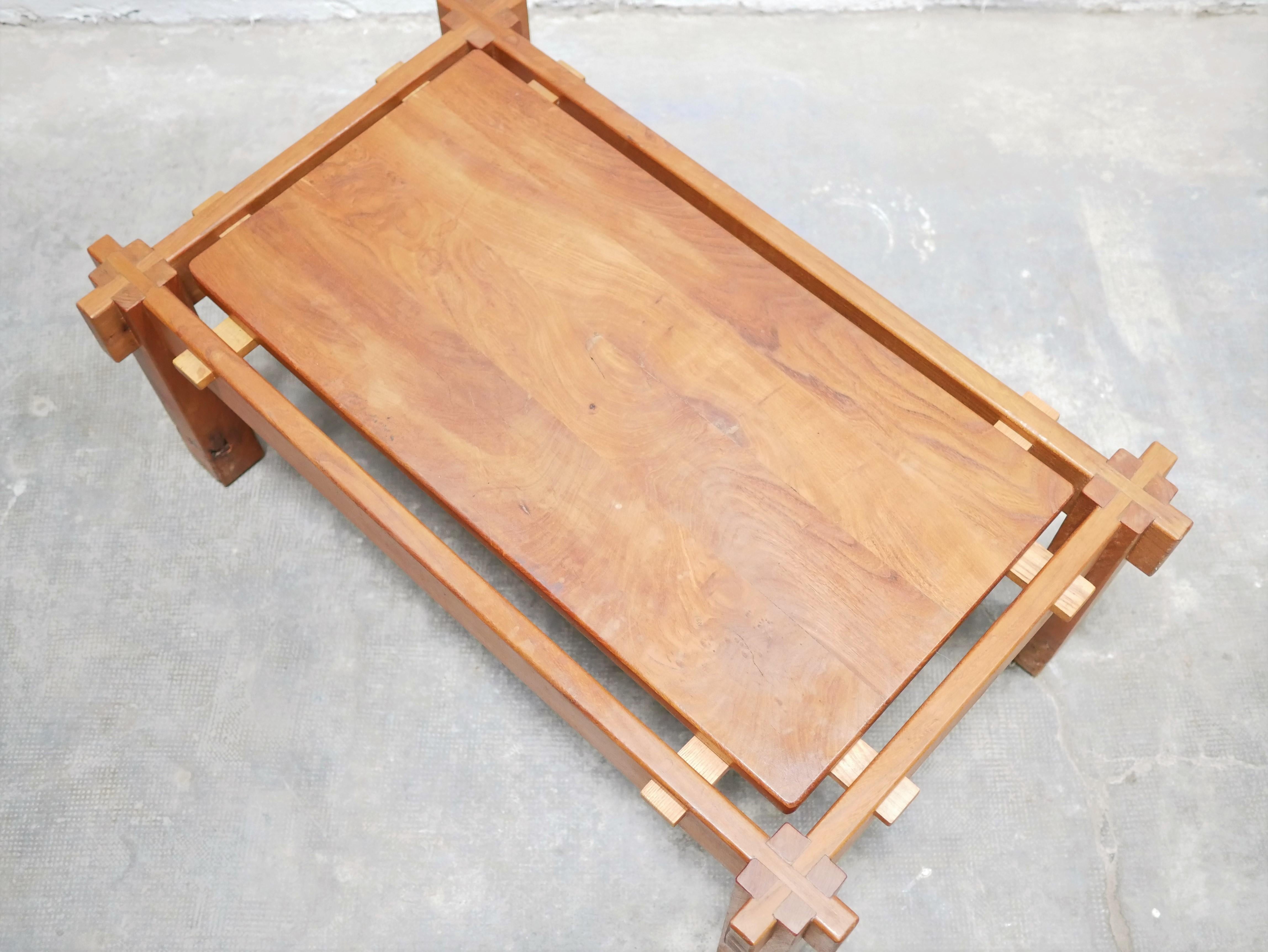 Vintage Rectangular Coffee Table in Solid Elm For Sale 4