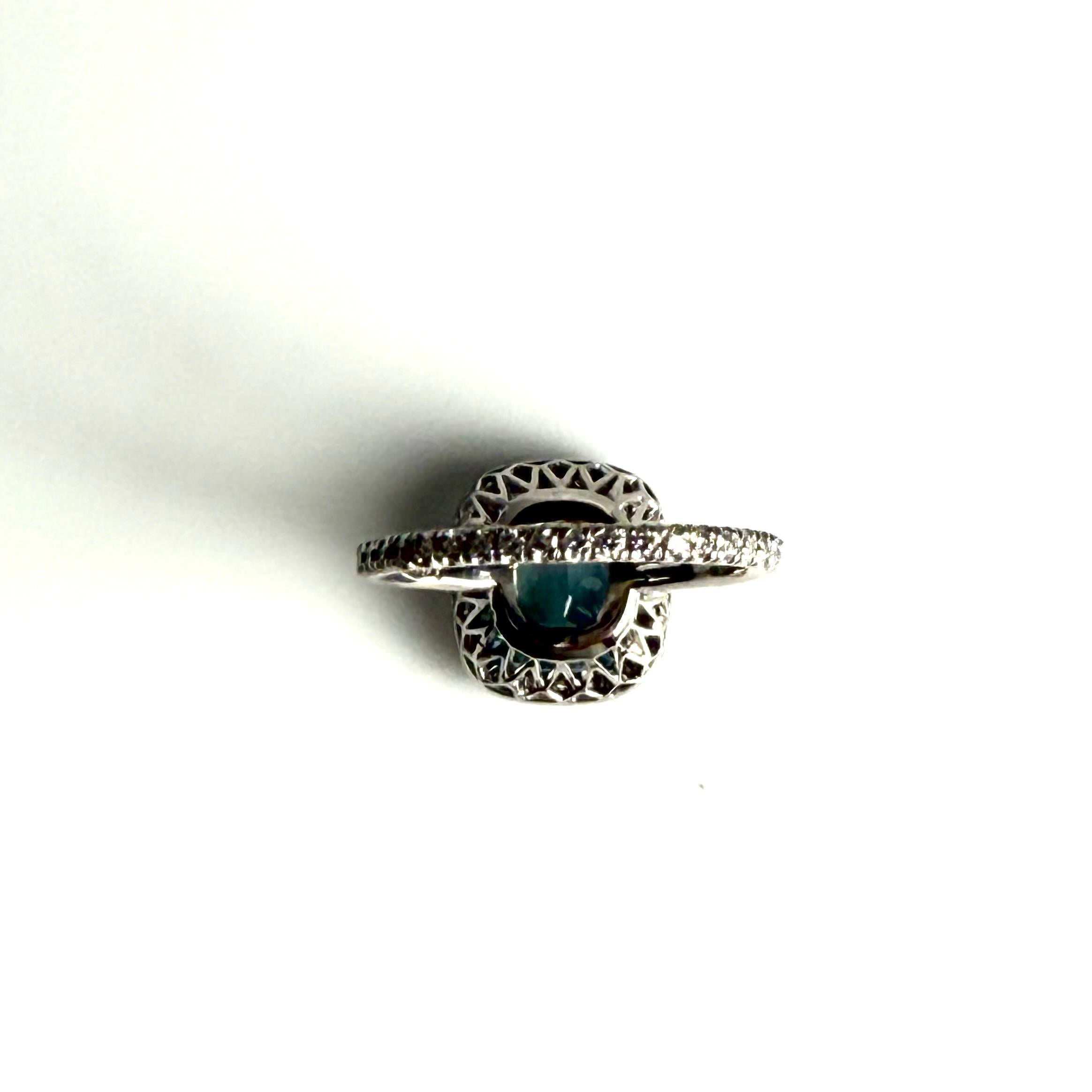 Vintage Rectangular Cut Aquamarine and Platinum Ring with Pave Diamond Setting For Sale 6