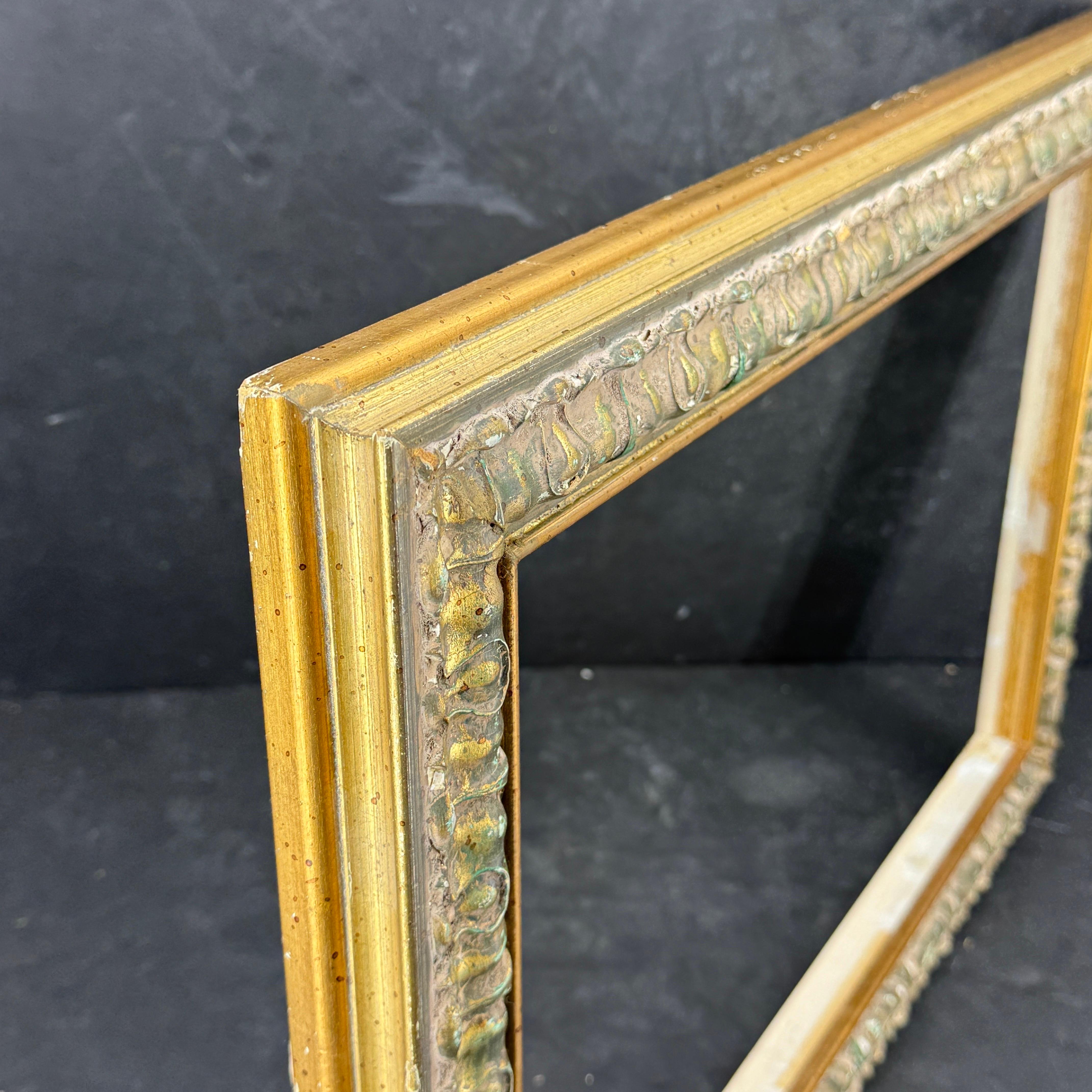 XX secolo Cornice rettangolare d'epoca in legno dorato e dipinto in vendita