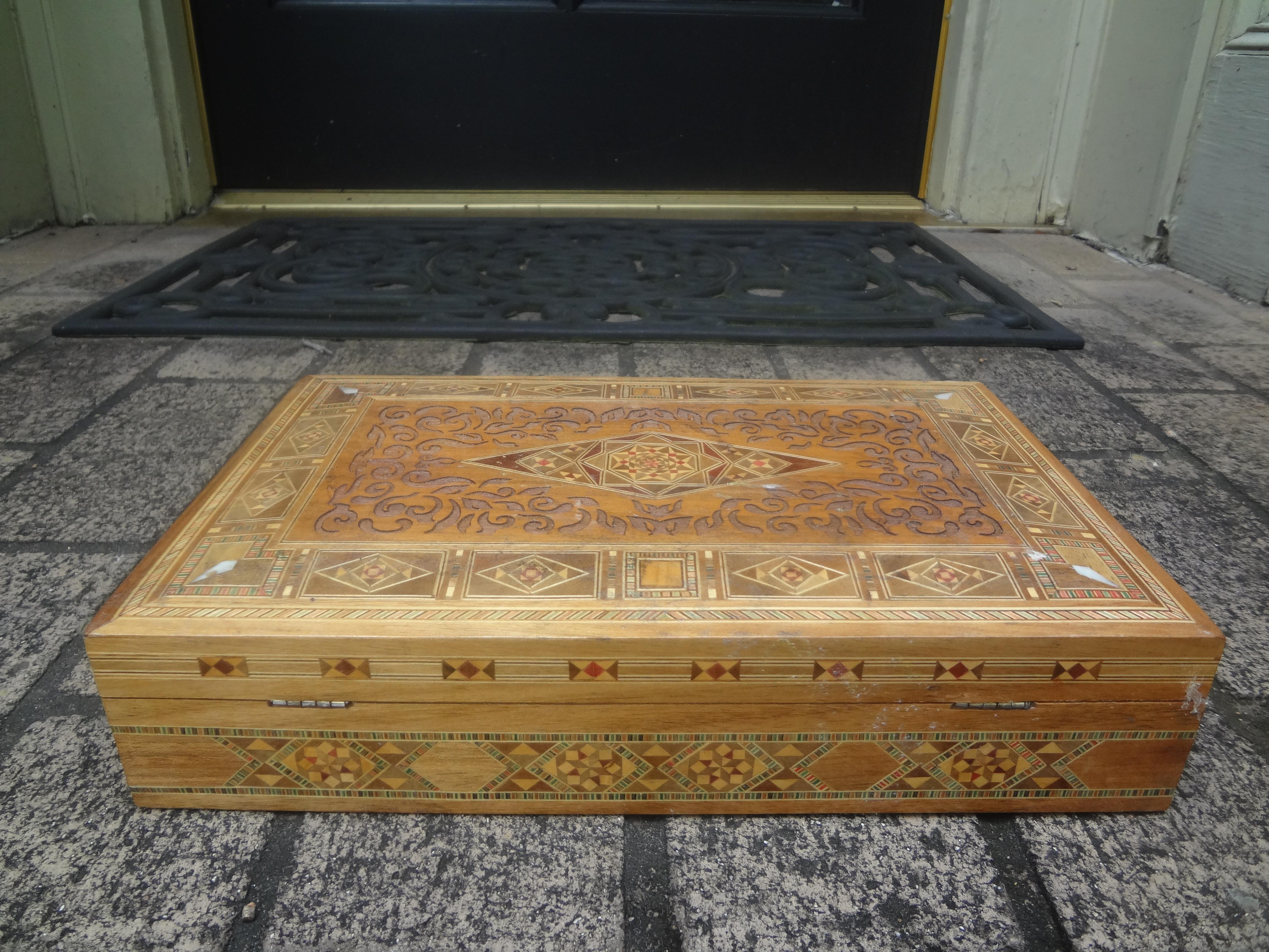 Vintage Rectangular Moroccan Inlaid Decorative Box For Sale 2