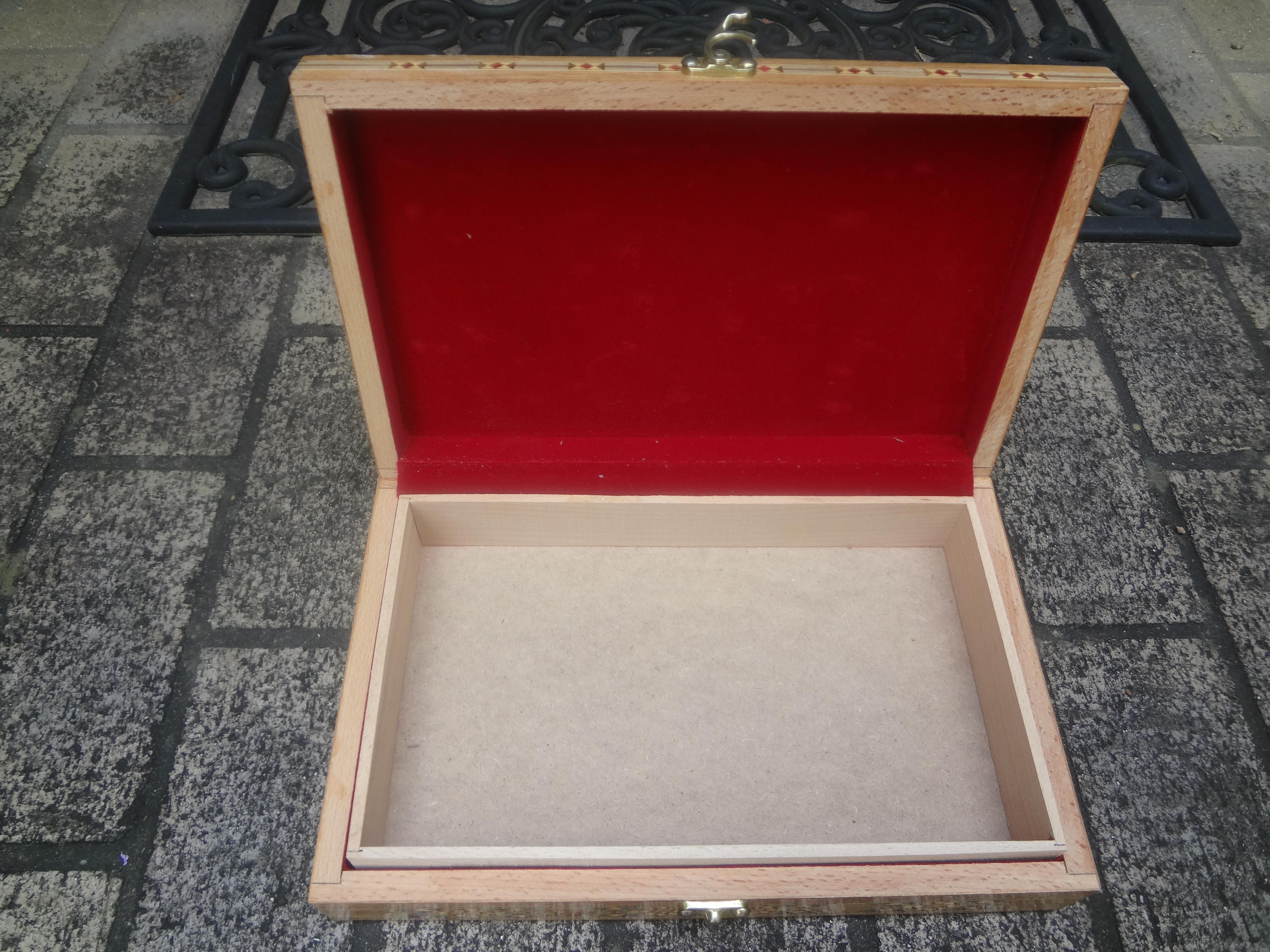 Wood Vintage Rectangular Moroccan Inlaid Decorative Box For Sale