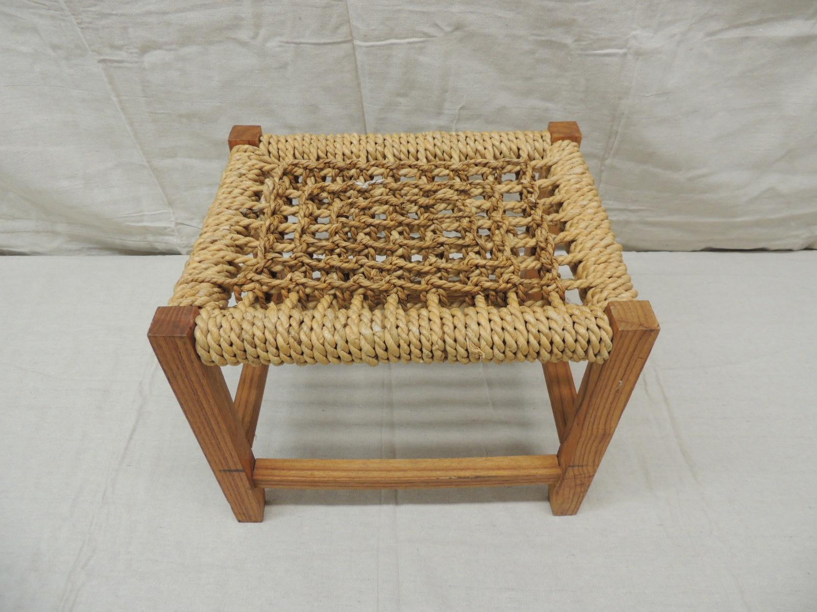 seagrass footstool