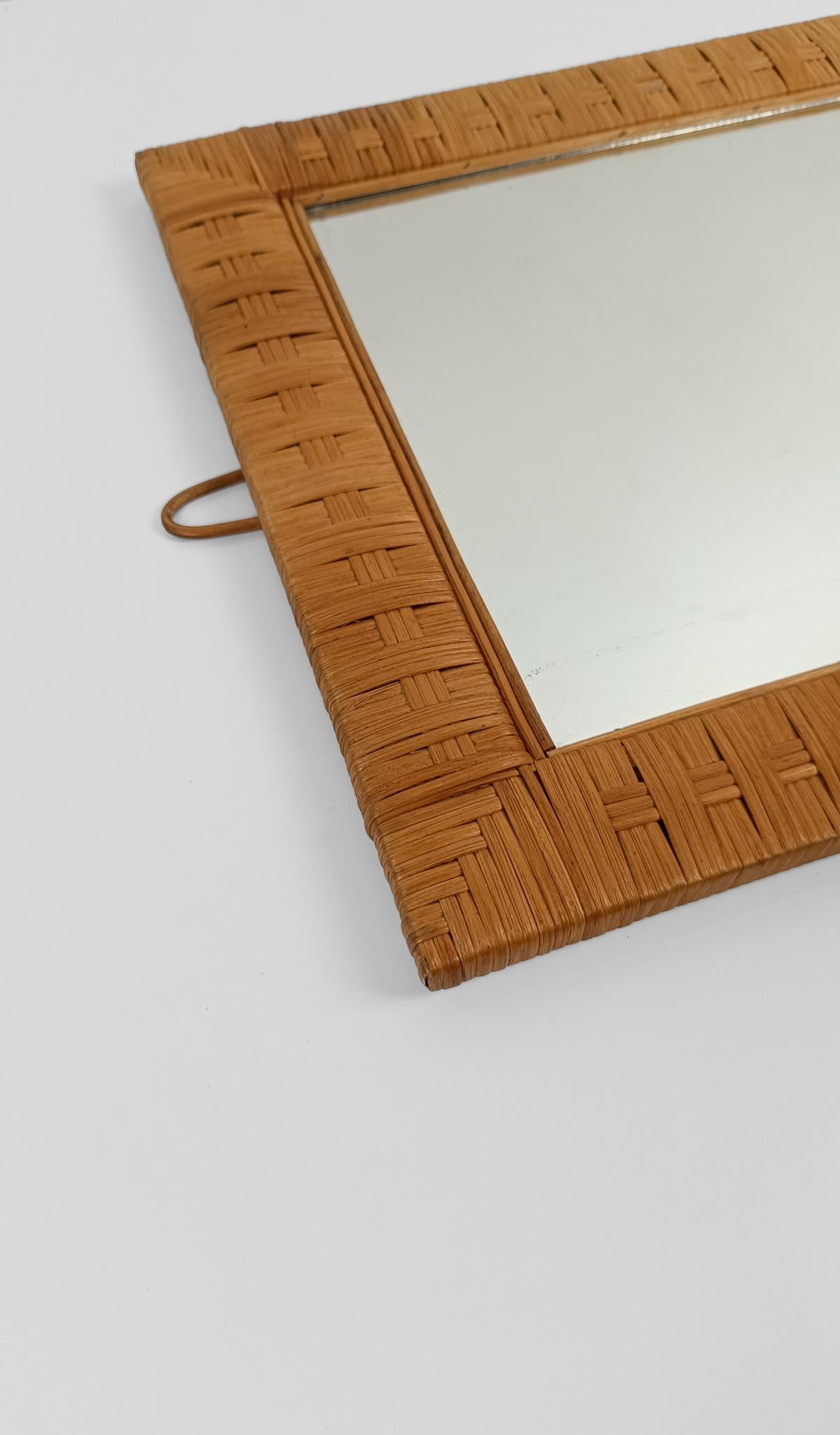 Vintage Rechteckiger Spiegel aus geflochtenem Rattan und Weide im Art Deco Stil im Angebot 2