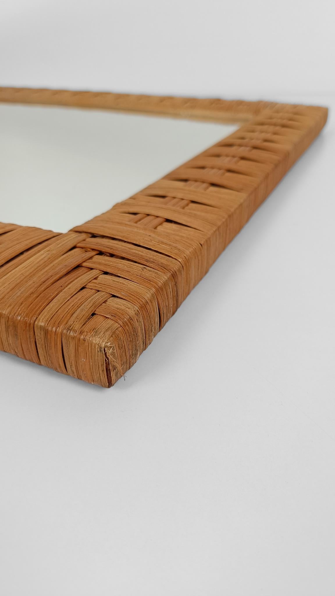 Vintage Rechteckiger Spiegel aus geflochtenem Rattan und Weide im Art Deco Stil im Angebot 10