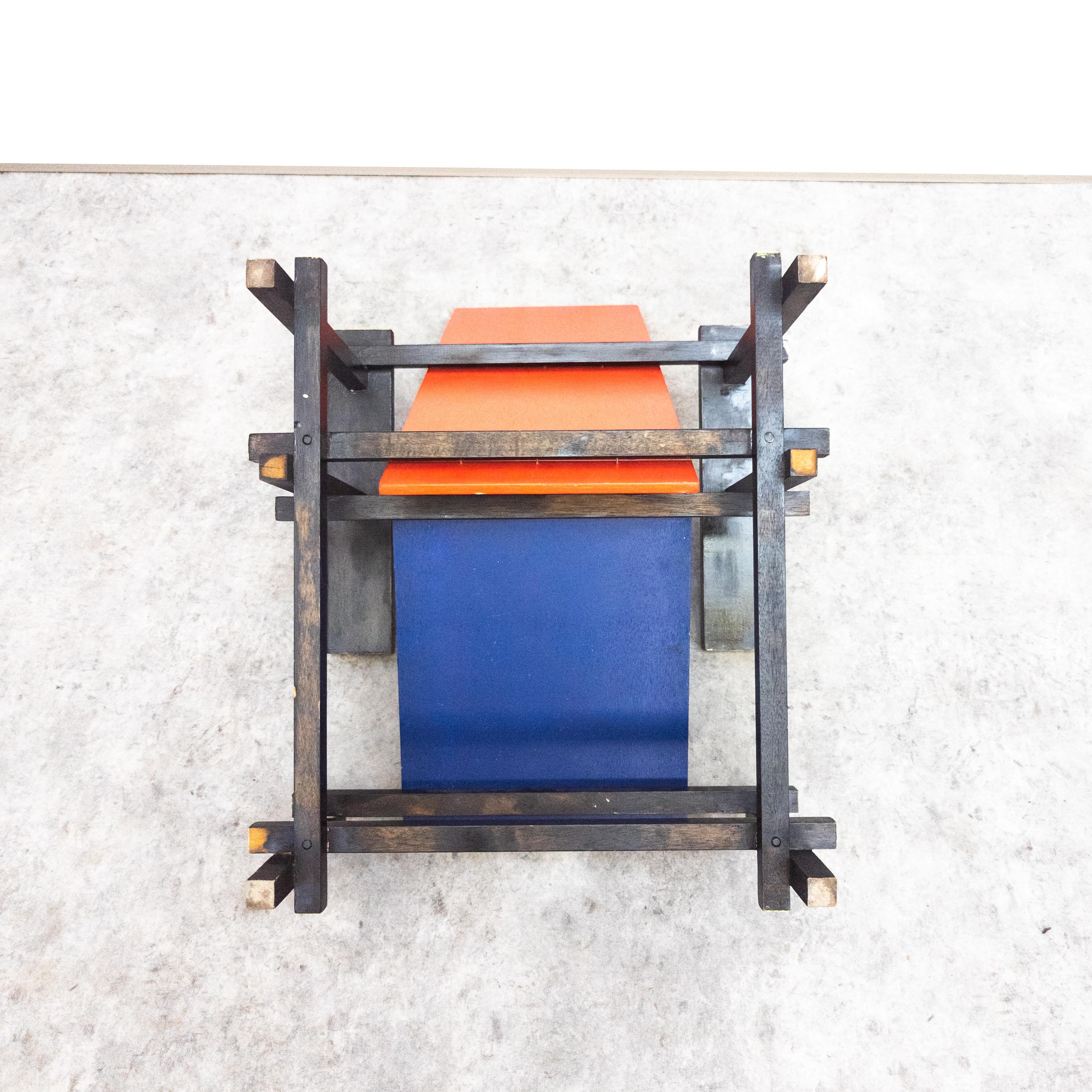 Vintage Red and Blue Chair by Gerrit Rietveld For Sale 11