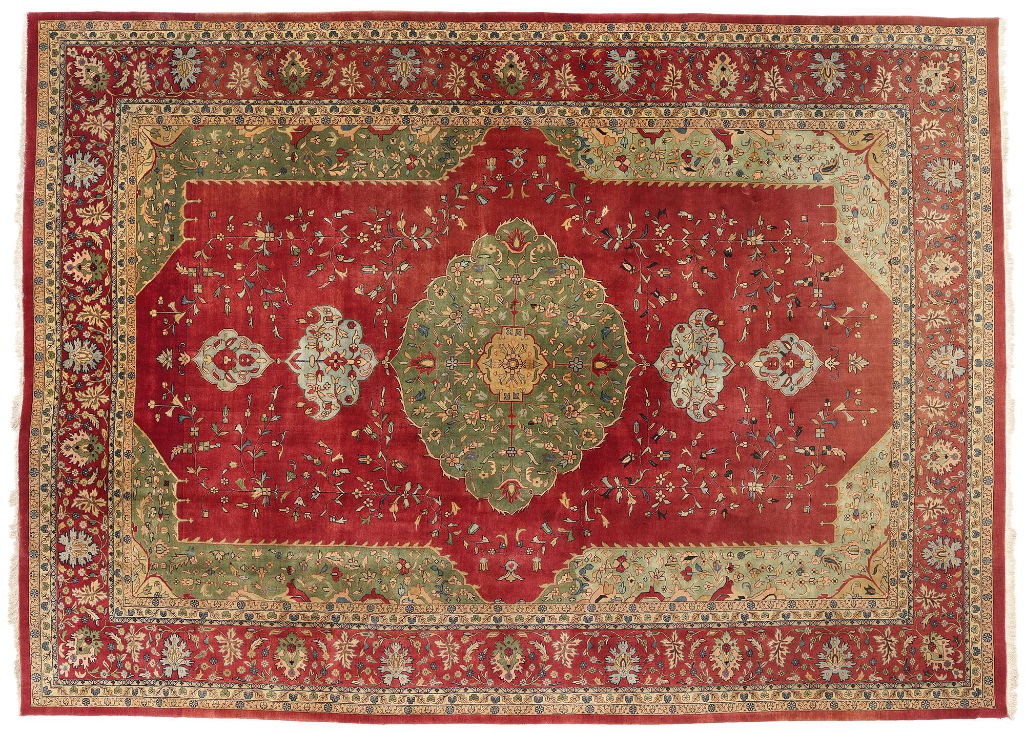 Vintage Red and Green Agra Carpet For Sale 3