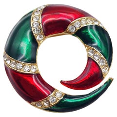 Broche vintage en émail rouge et vert avec couronnes et strass, ton or