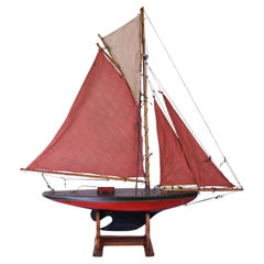 Roter und grüner Teich Yacht „Sea Scamp“ im Vintage-Stil