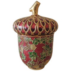 Vintage Red and Green with Gold Outline Snuff Decorative Cloisonné Box