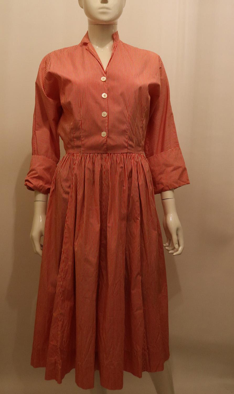 Vintage Red and White Stripe Cotton Shirtwaister Dress In Good Condition For Sale In London, GB