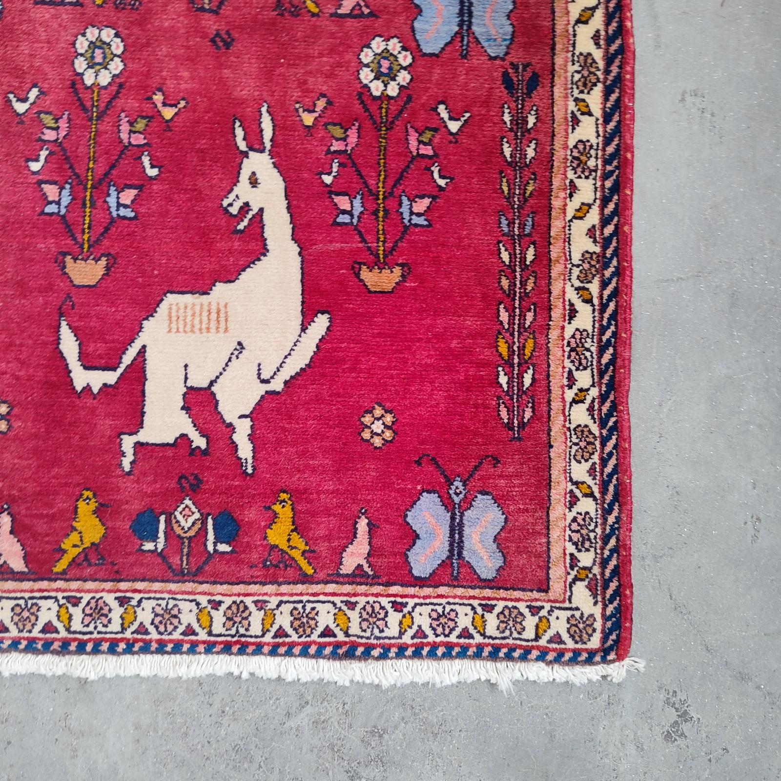 Late 20th Century Vintage Red Animal Décor Hand-Knotted Oriental Rug - FREE SHIPPING For Sale