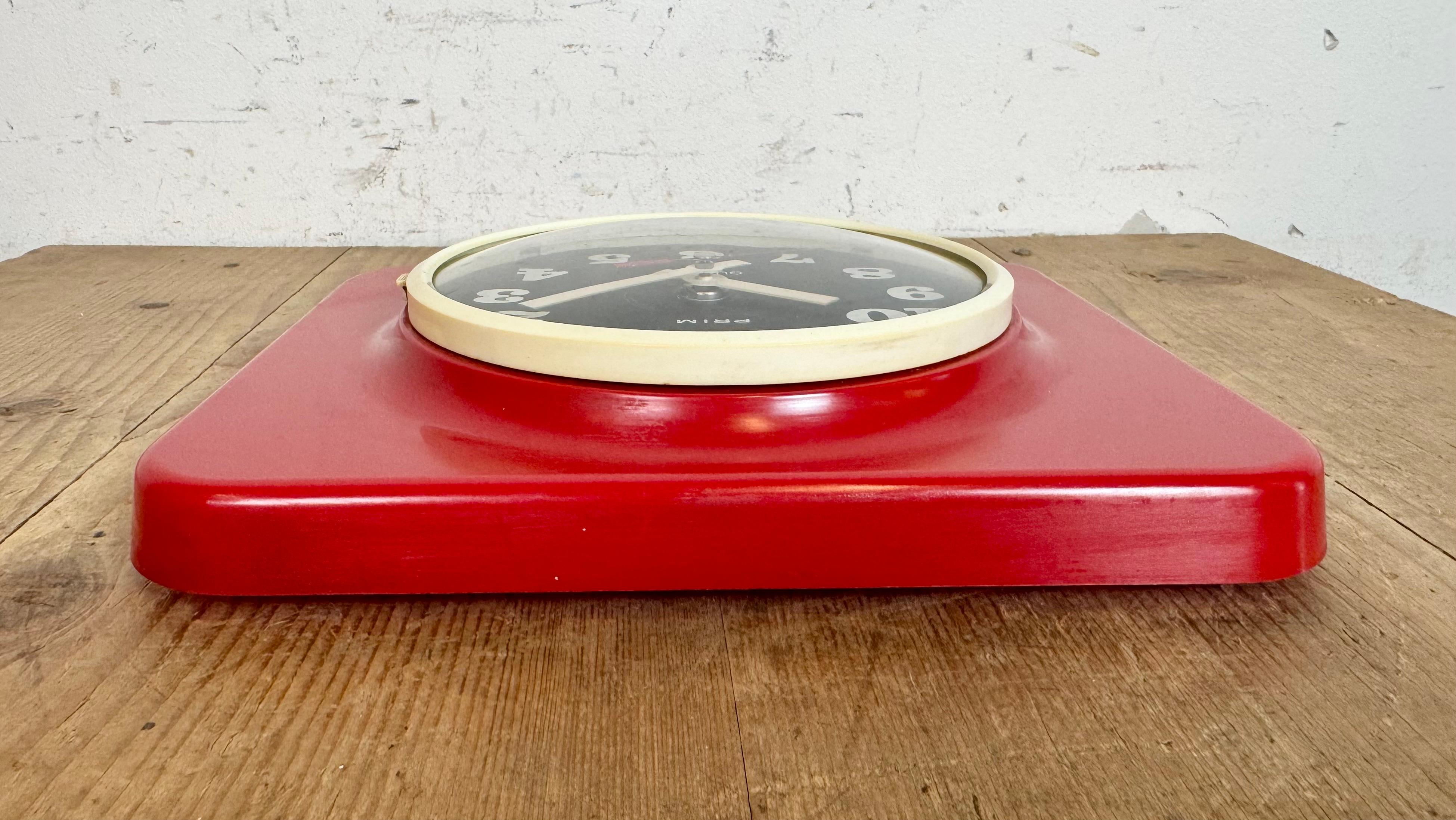 Vintage Red Plastic Wall Clock from Prim, 1970s For Sale 8