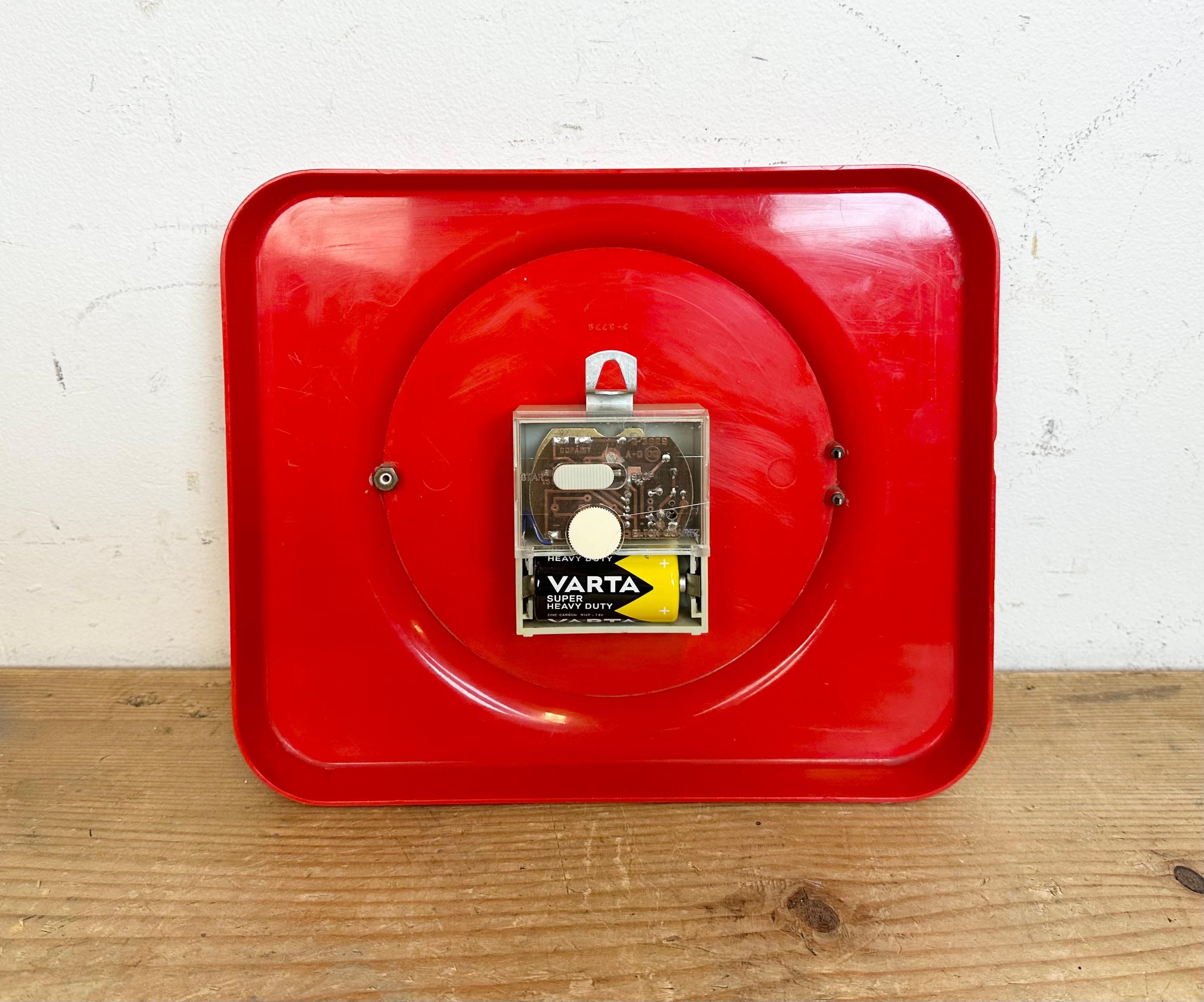 Vintage Red Bakelite Wall Clock from Prim, 1970s 9