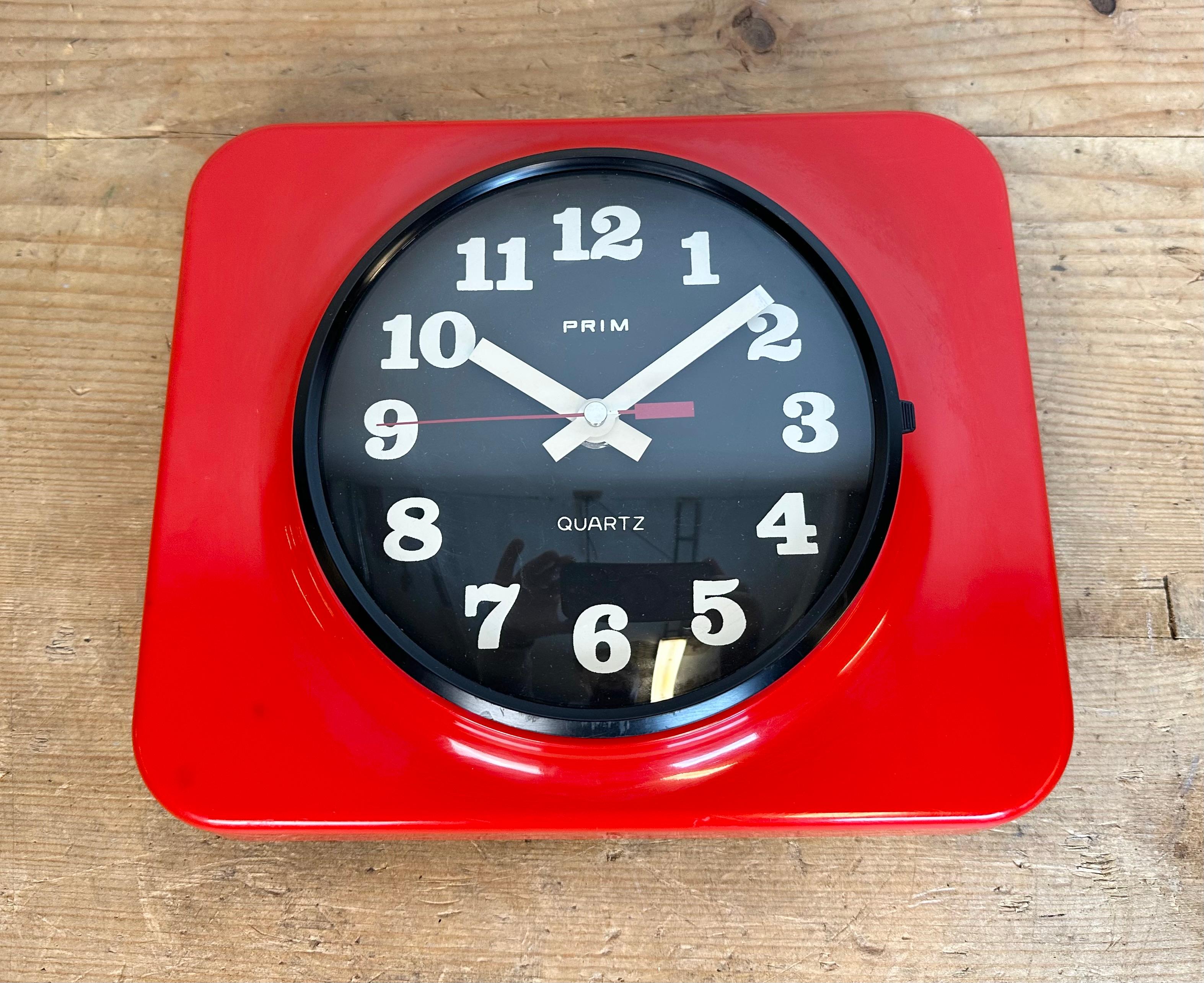 Vintage Red Bakelite Wall Clock from Prim, 1970s 1
