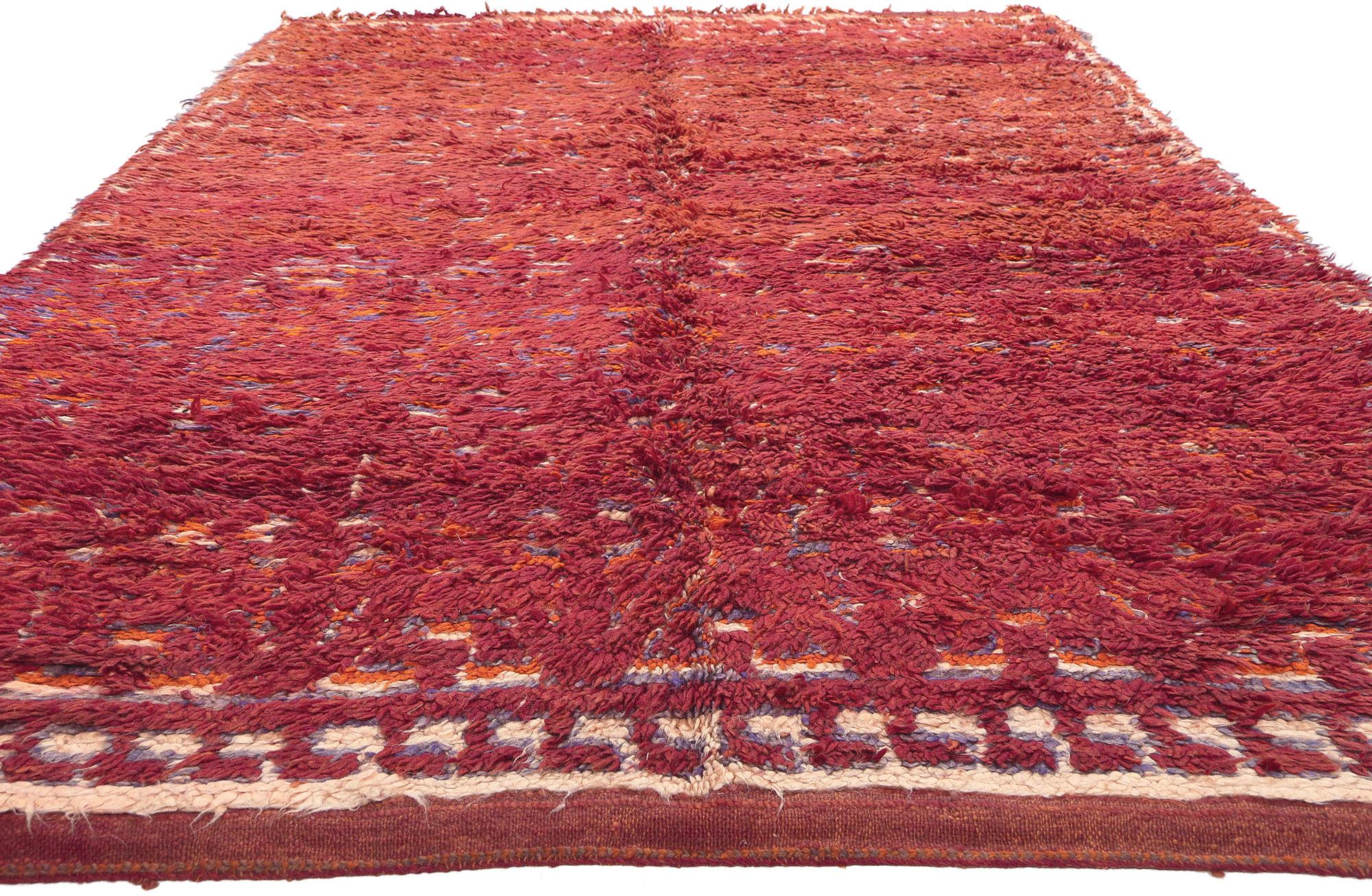 Alter roter Beni MGuild Marokko-Teppich  (Moderne) im Angebot