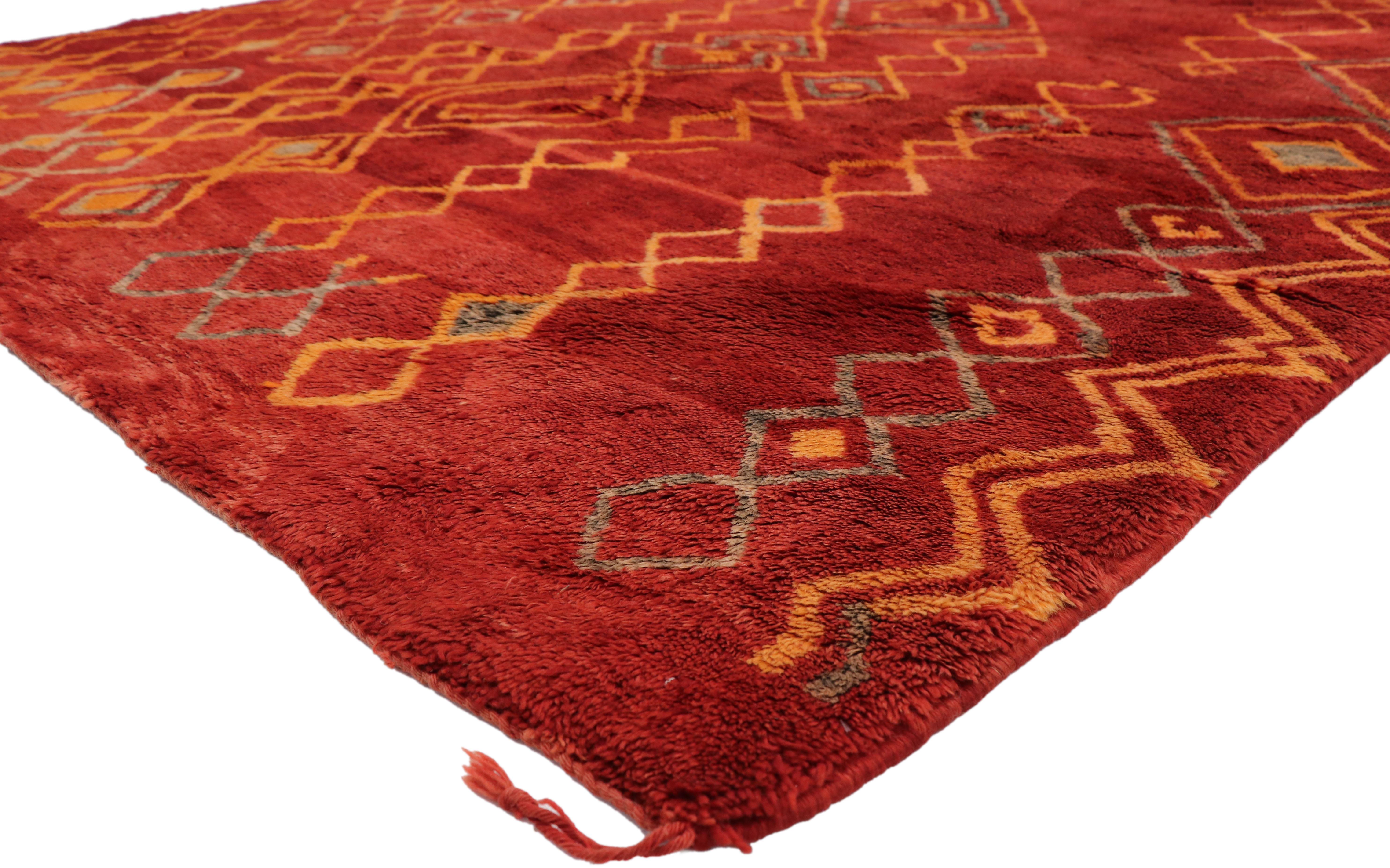20897, vintage red Beni Mrirt carpet, Berber Moroccan rug 06'10 x 10'07. Featuring a luminous fiery glow, rich waves of abrash and luxury underfoot and this hand knotted wool vintage red Moroccan Beni Mrirt rug is bursting with chromatic brilliancy