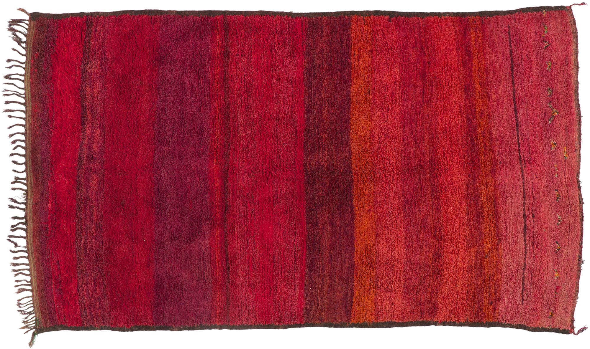 1980's Red Beni Mrirt Moroccan Carpet with Modern Style For Sale 3