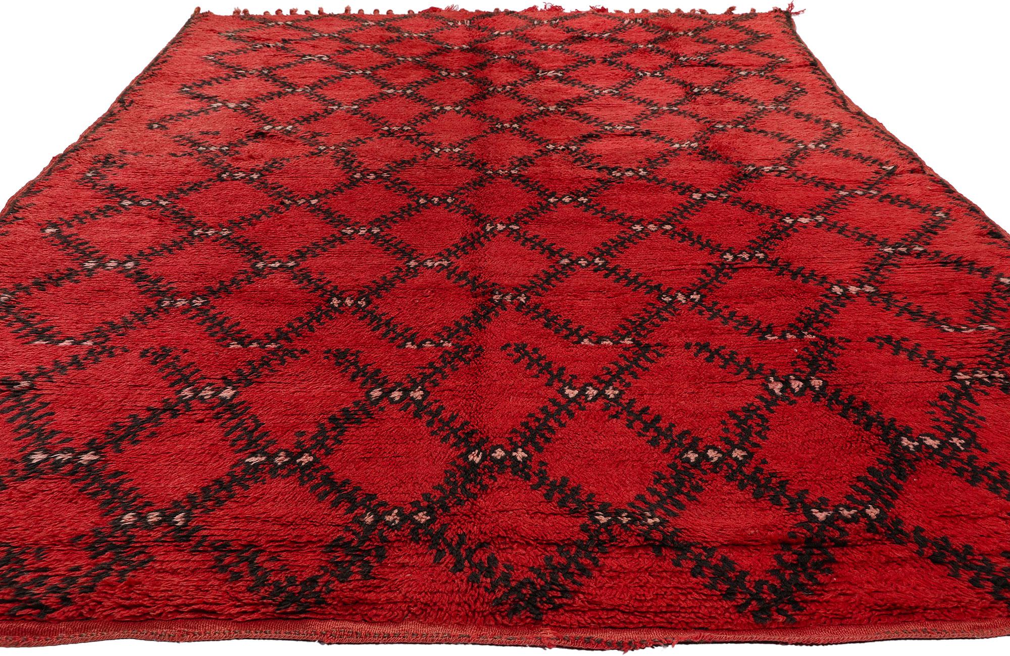 Tribal Tapis marocain Beni Mrirt rouge vintage en vente