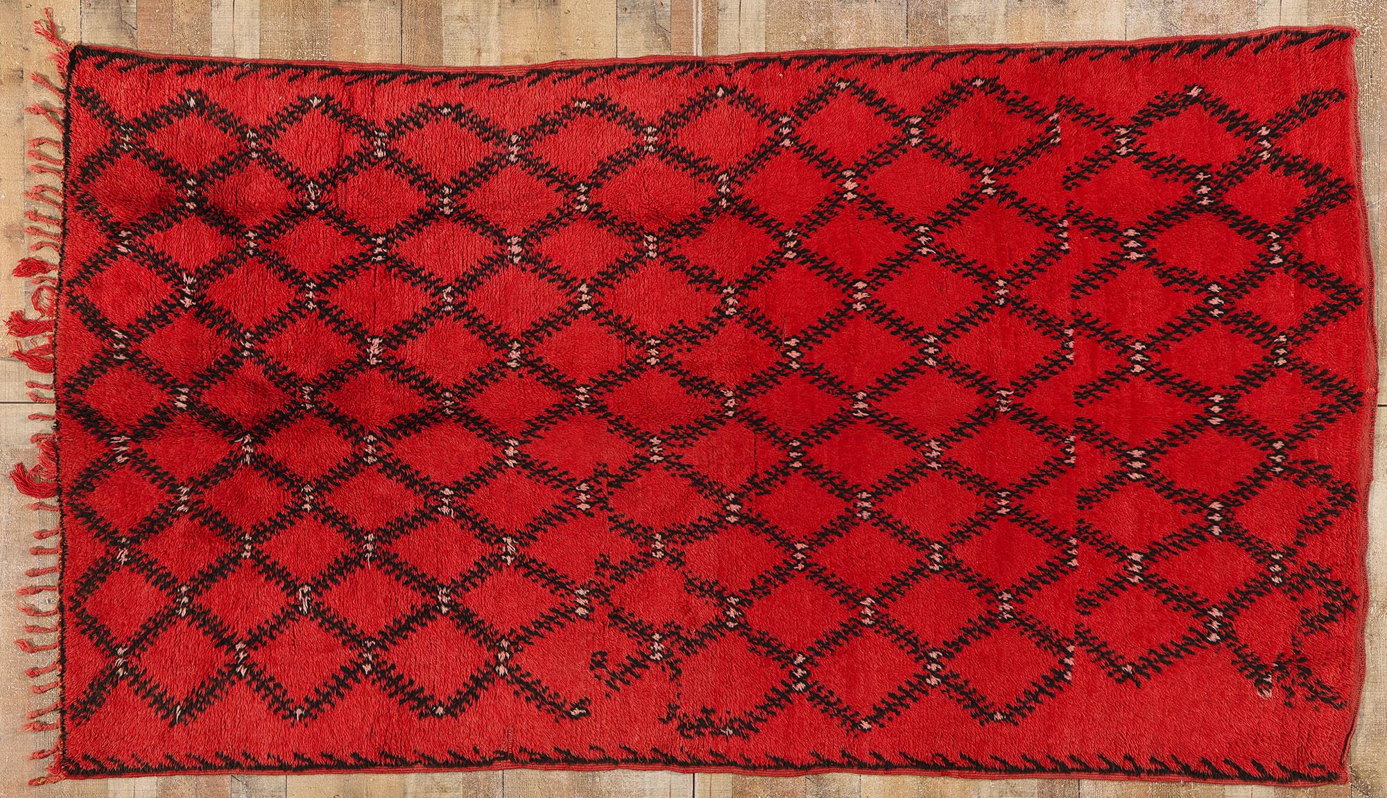 Tapis marocain Beni Mrirt rouge vintage en vente 1