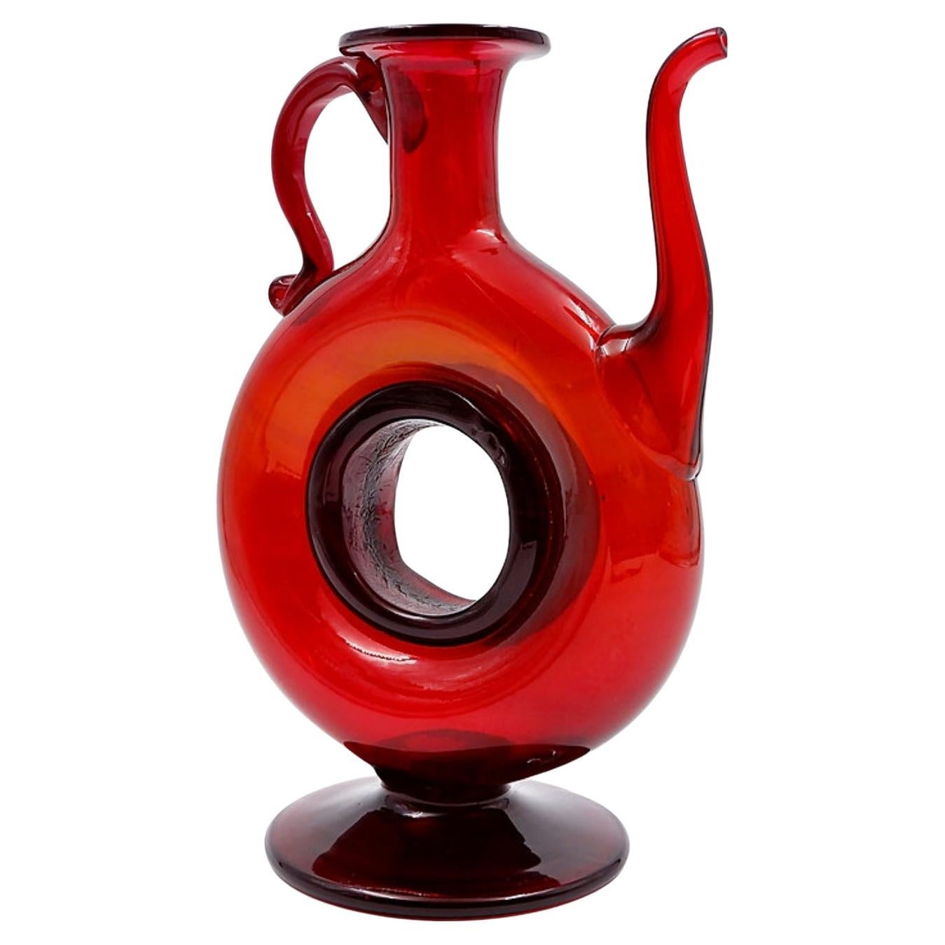 Vintage Rotes geblasenes Glas "Ring" Karaffe - 1970er