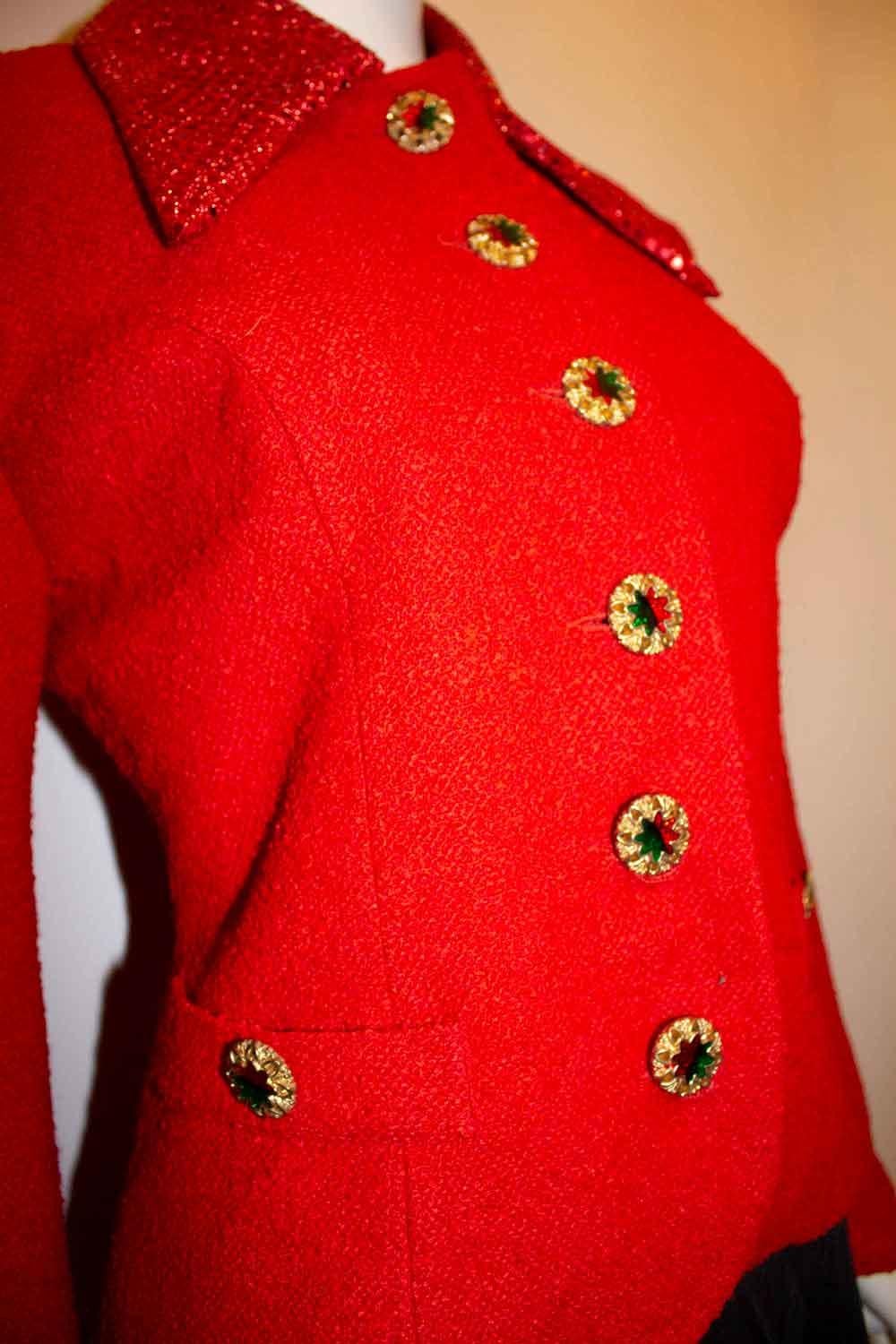 Vintage Red Boucle Jacket with Sequin Collar For Sale 2