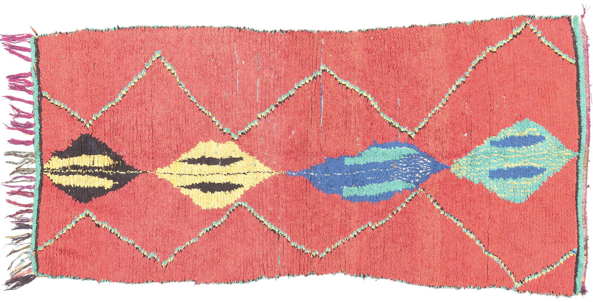 Marokkanischer roter Boujad-Teppich im Vintage-Stil, Boho Jungalow trifft auf Stammeskunst-Enchantment im Angebot 4