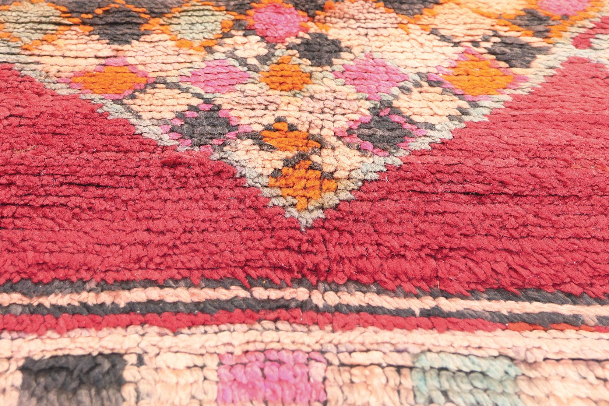 Vintage Red Boujad Moroccan Rug In Good Condition For Sale In Dallas, TX