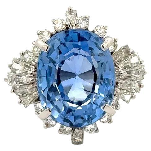 Vintage Red Carpet 11.04 Carat NO HEAT GIA Sapphire and Diamond Platinum Ring For Sale
