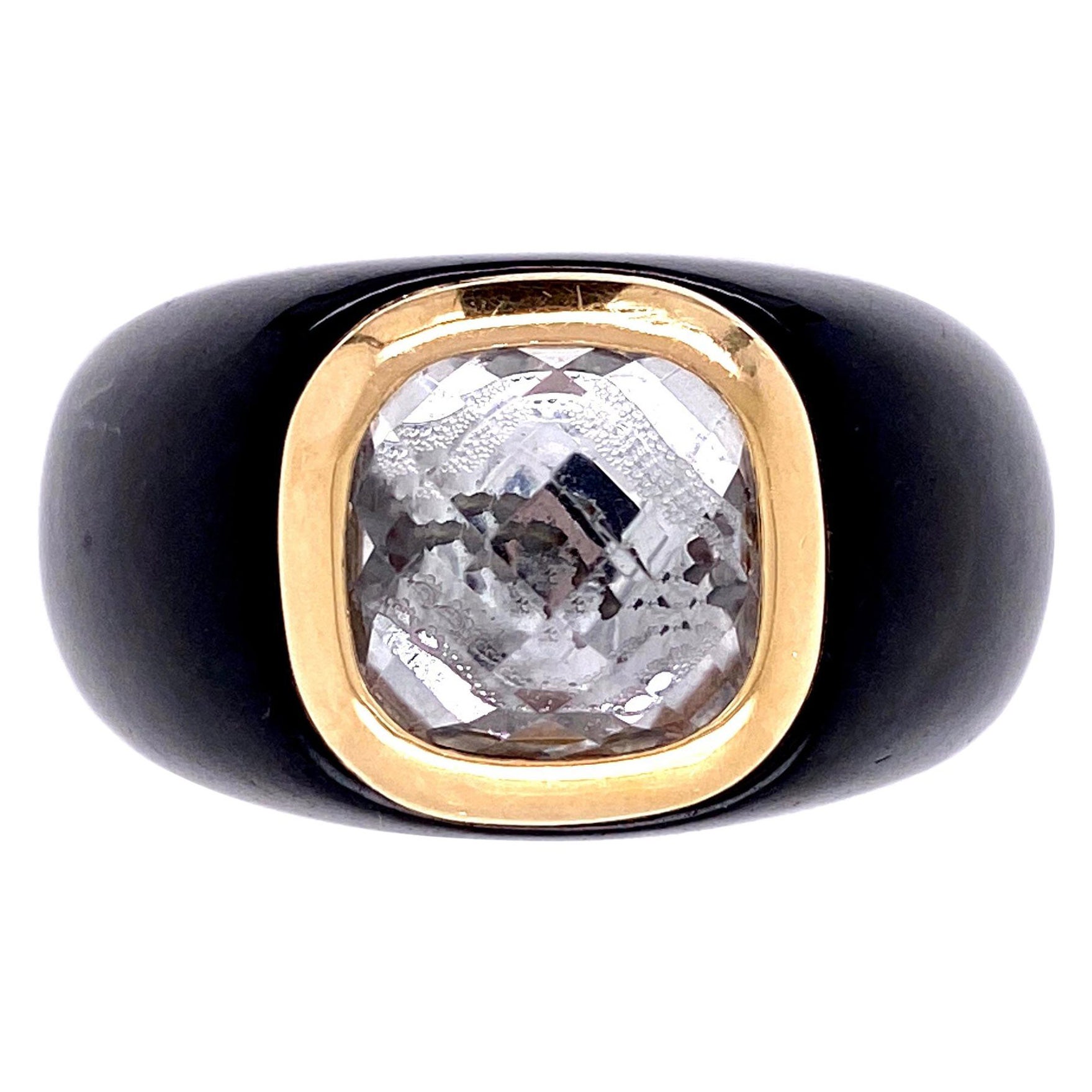 Anillo de oro Vintage Red Carpet de 12,2 quilates de cuarzo y resina negra