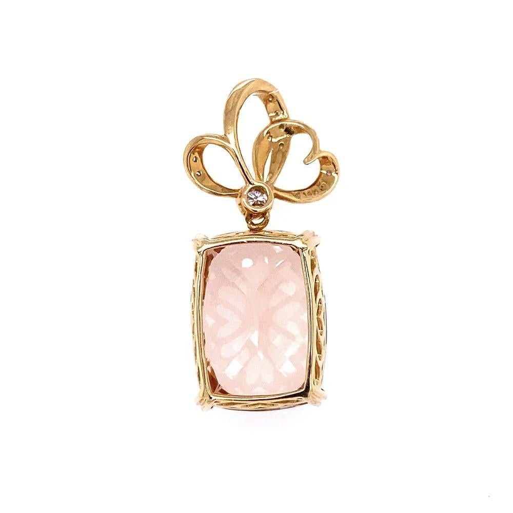 Vintage Red Carpet 15 Carat Morganite and Diamond Gold Statement Pendant In Excellent Condition For Sale In Montreal, QC