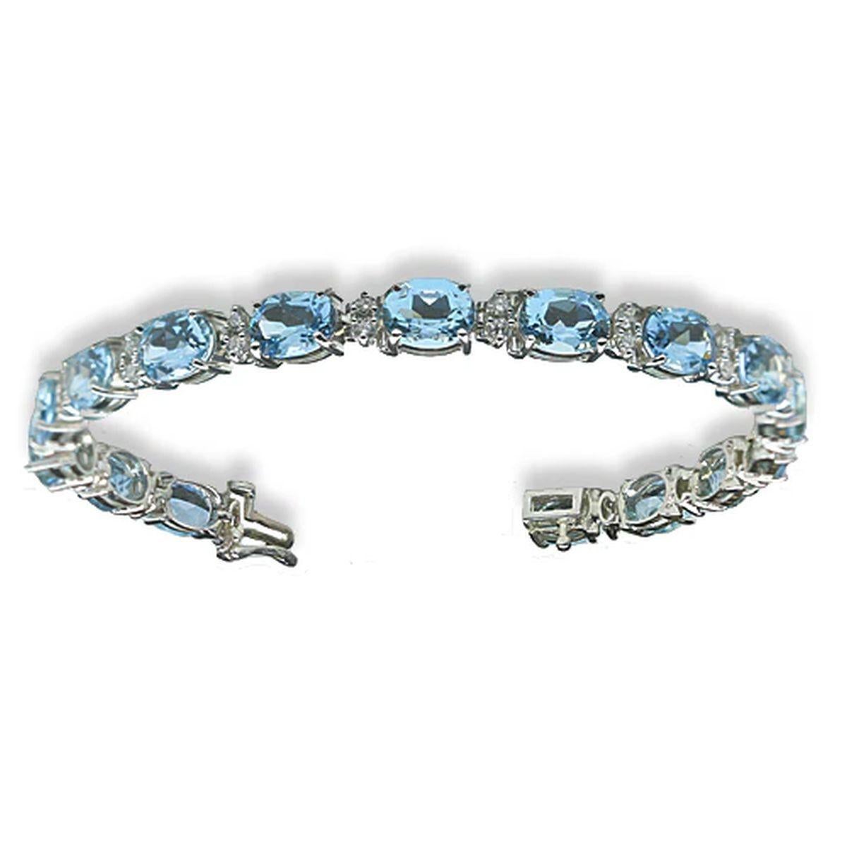 Women's Vintage Red Carpet Aquamarine Gemstone and Diamond Gold Bracelet For Sale