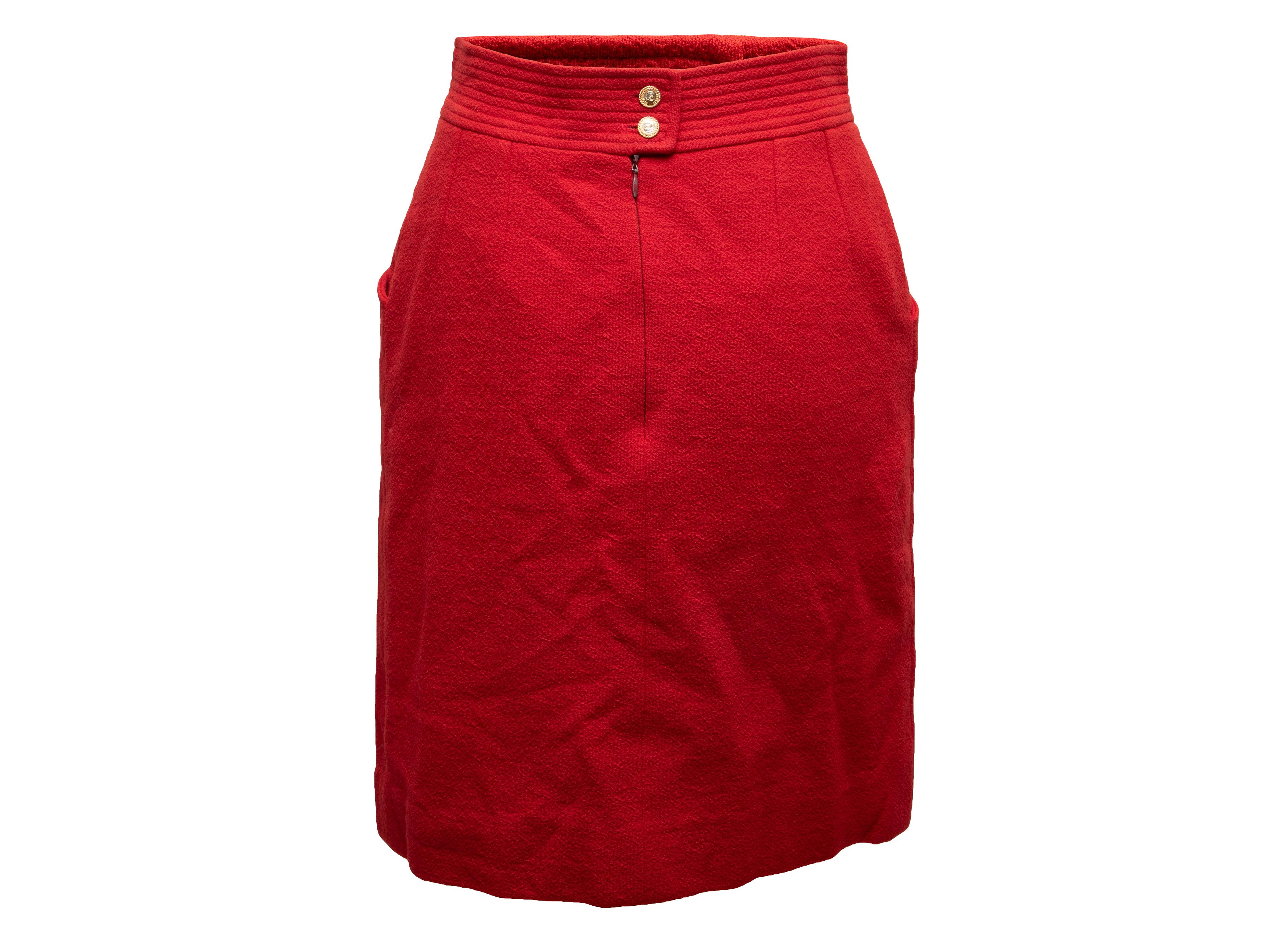 Vintage Red Chanel Boutique Wool Pencil Skirt Size US S In Good Condition In New York, NY