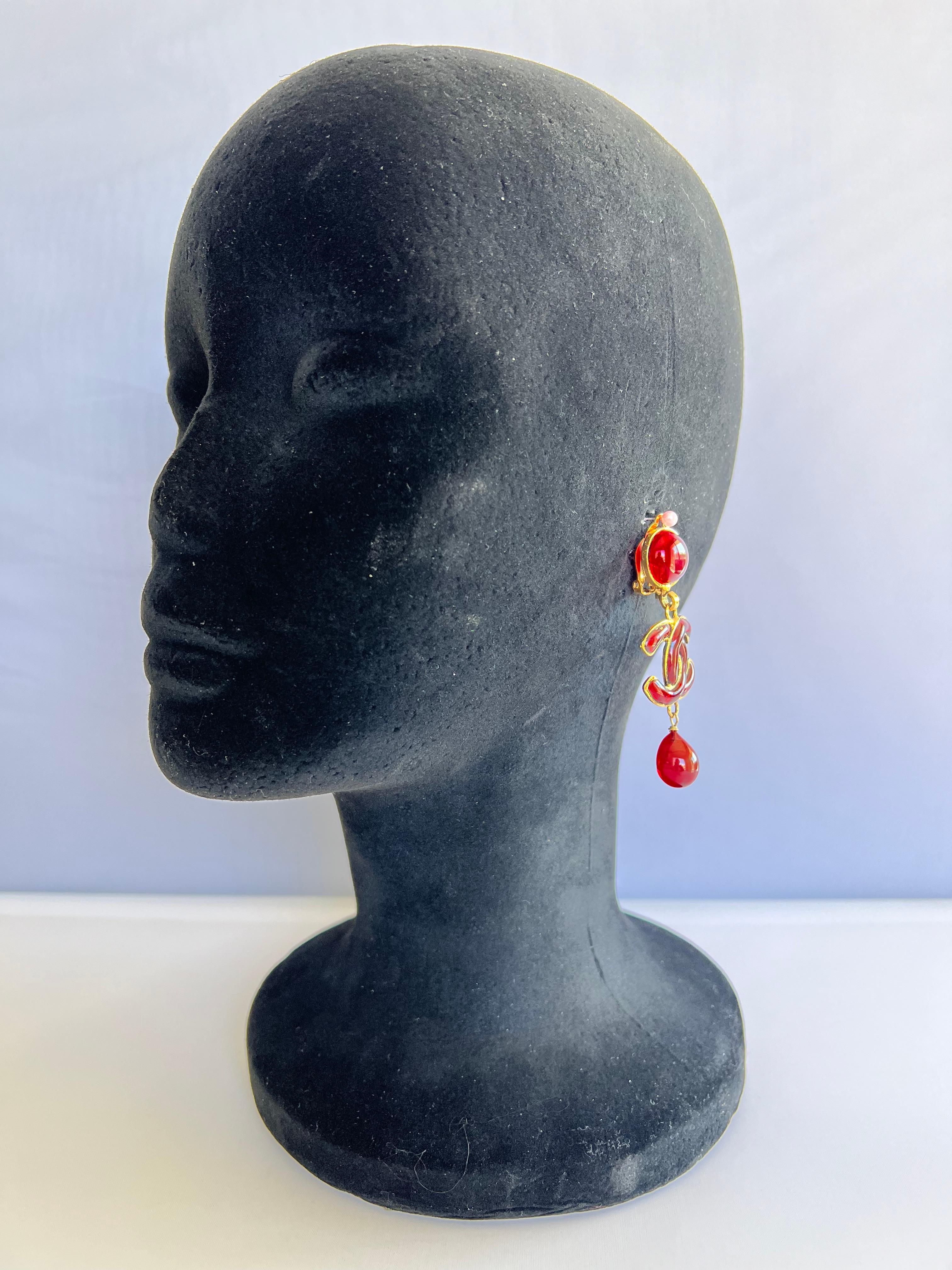 chanel earring