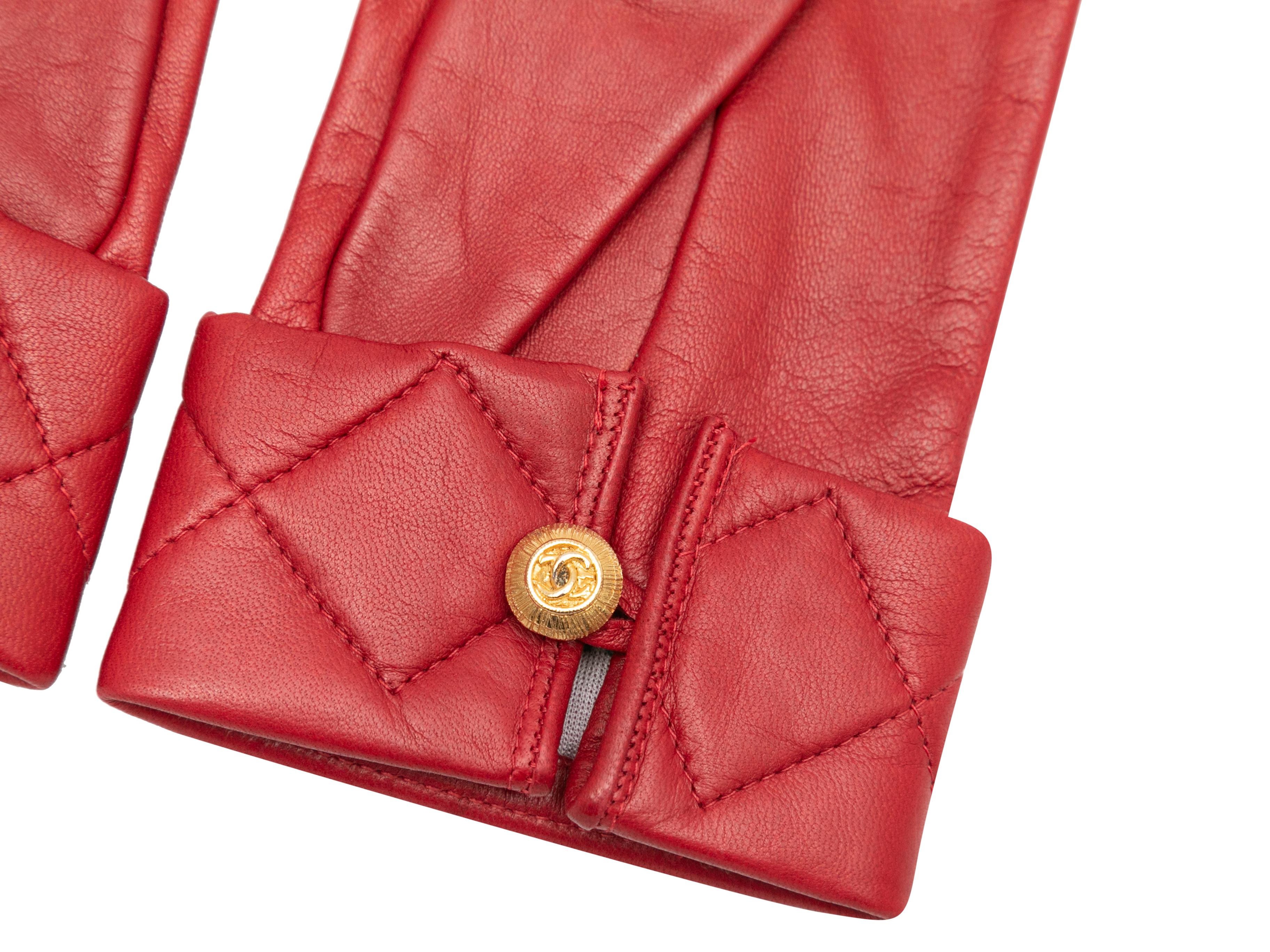 Rote Chanel Vintage-Lederhandschuhe Größe 6,5 im Zustand „Gut“ im Angebot in New York, NY